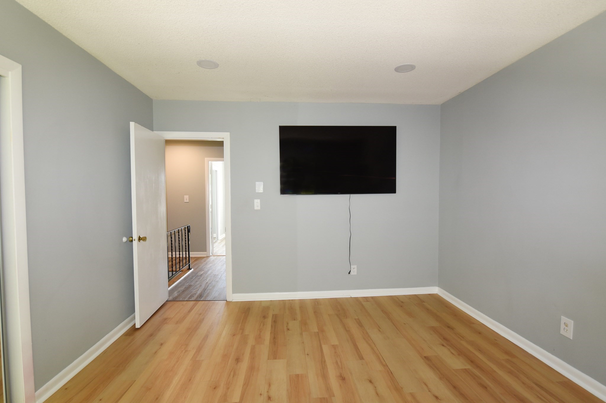 41 Foundry Street # 3 Property Photo 9