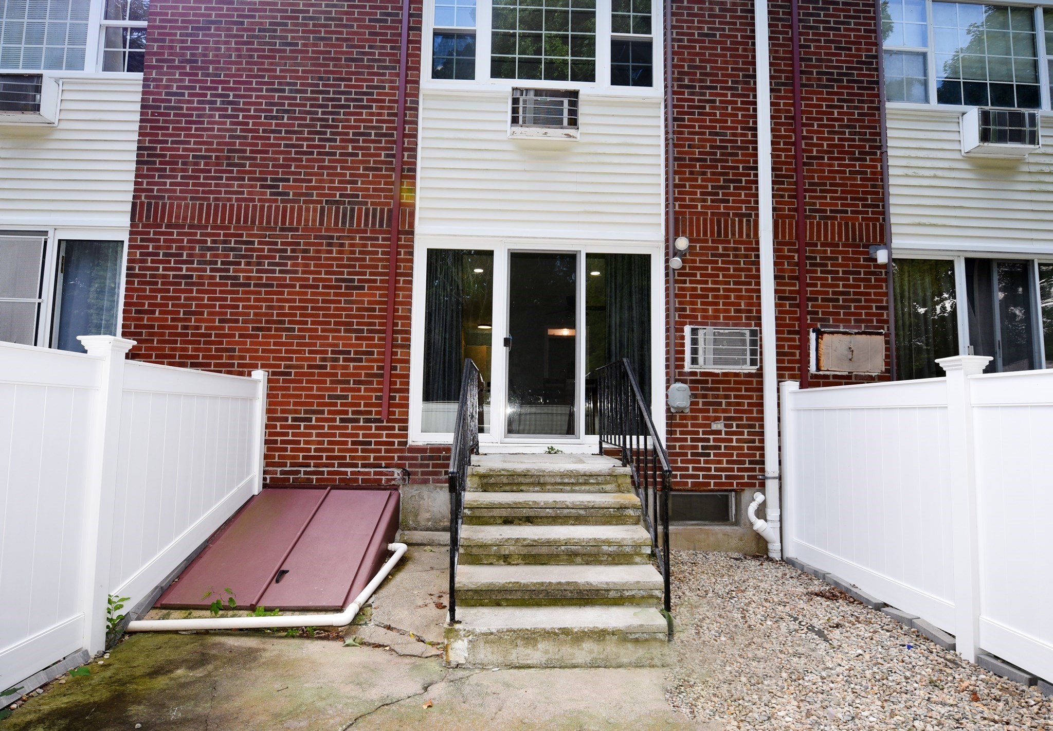 41 Foundry Street # 3 Property Photo 28