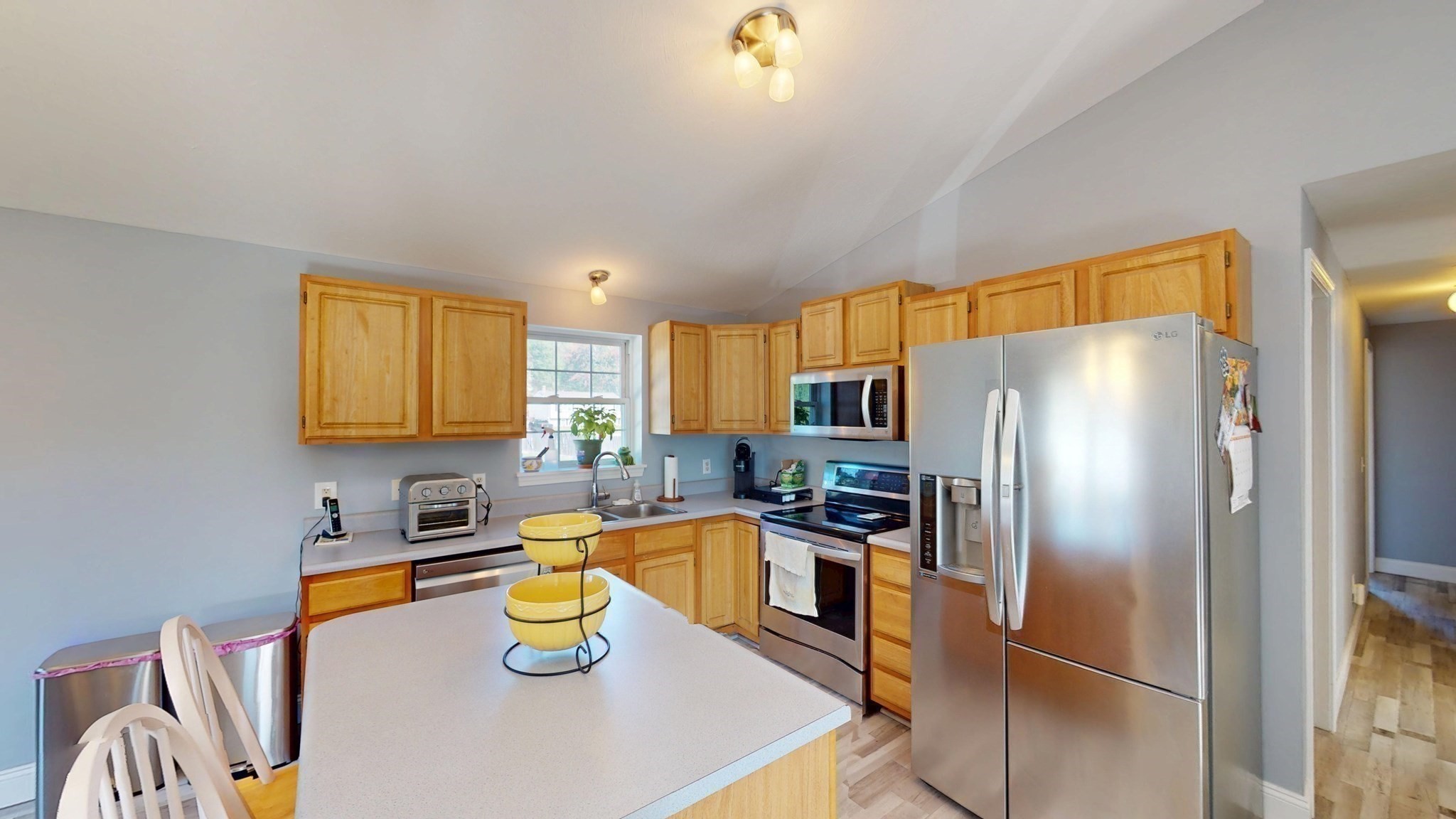 475 West Street Property Photo 11