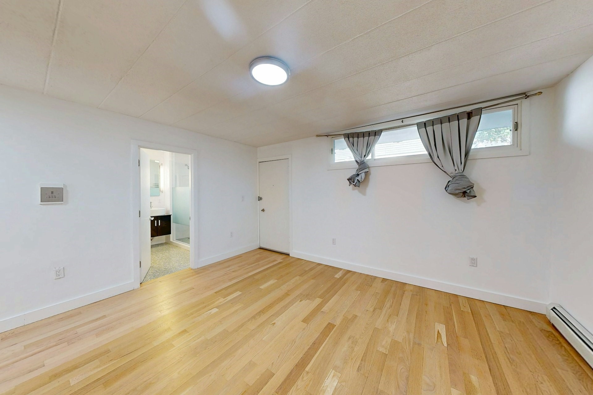 345 Harvard St # F Property Photo 12