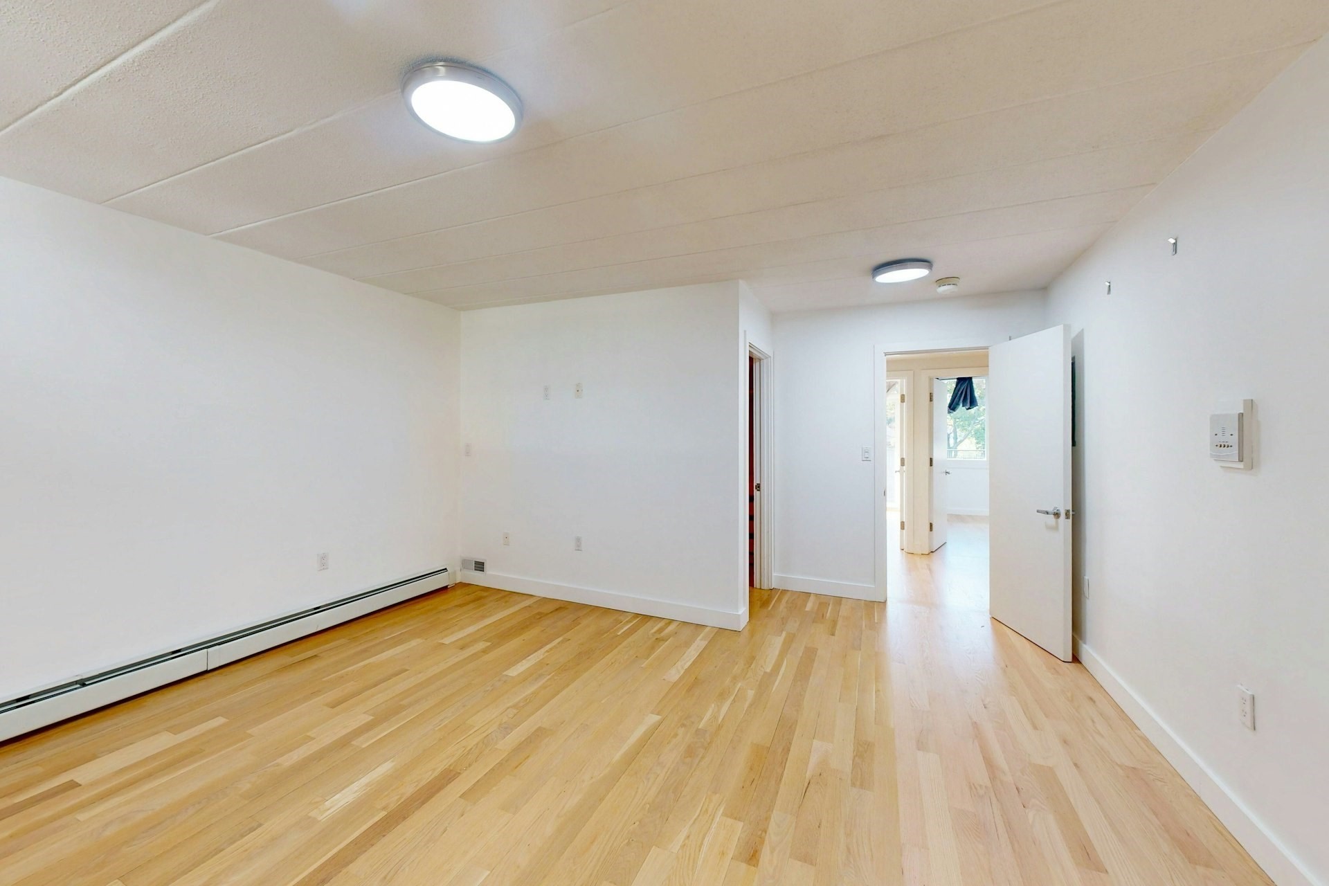 345 Harvard St # F Property Photo 13