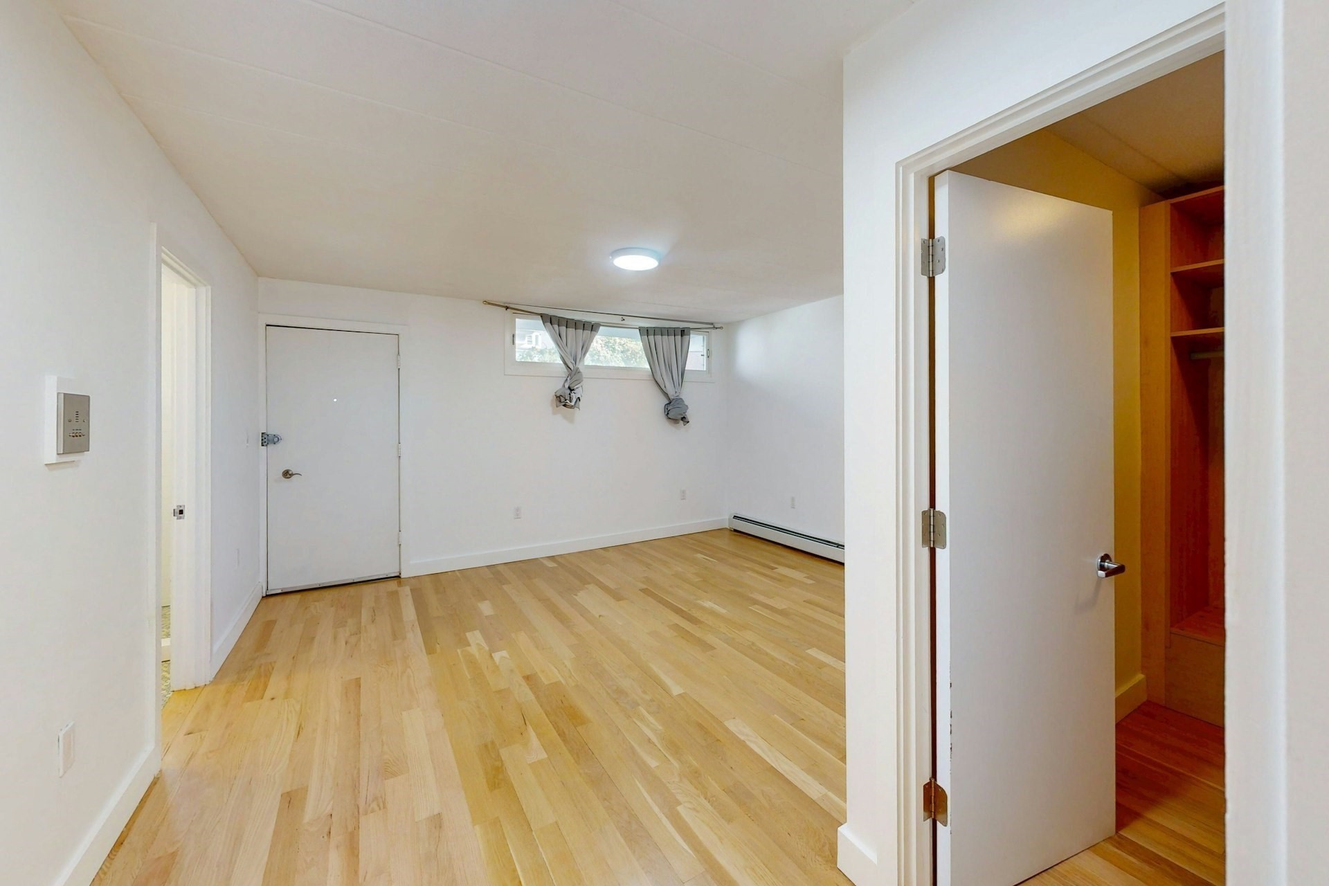 345 Harvard St # F Property Photo 14