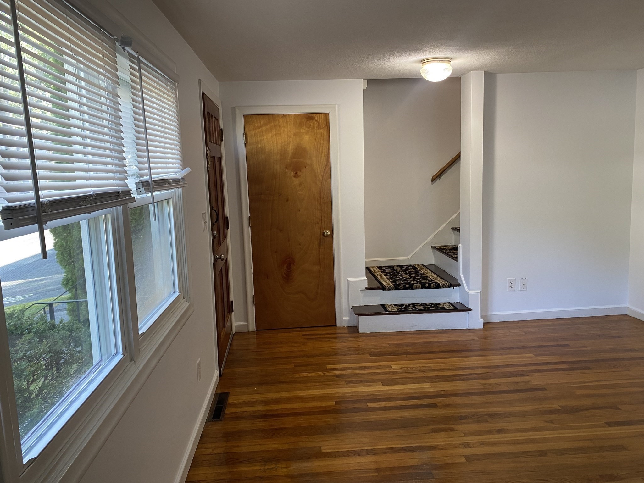 163 Maple St # 163 Property Photo 6