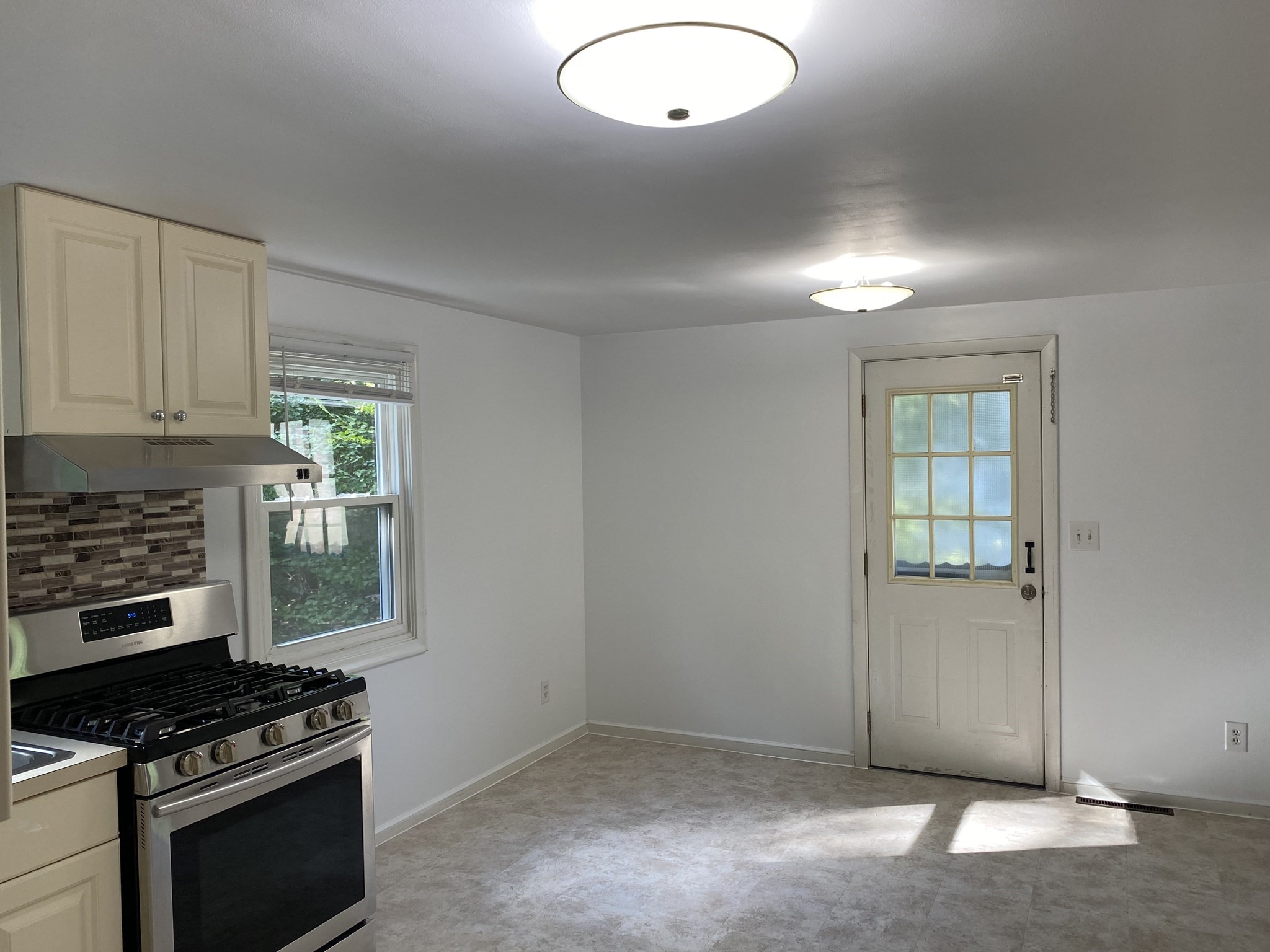 163 Maple St # 163 Property Photo 8