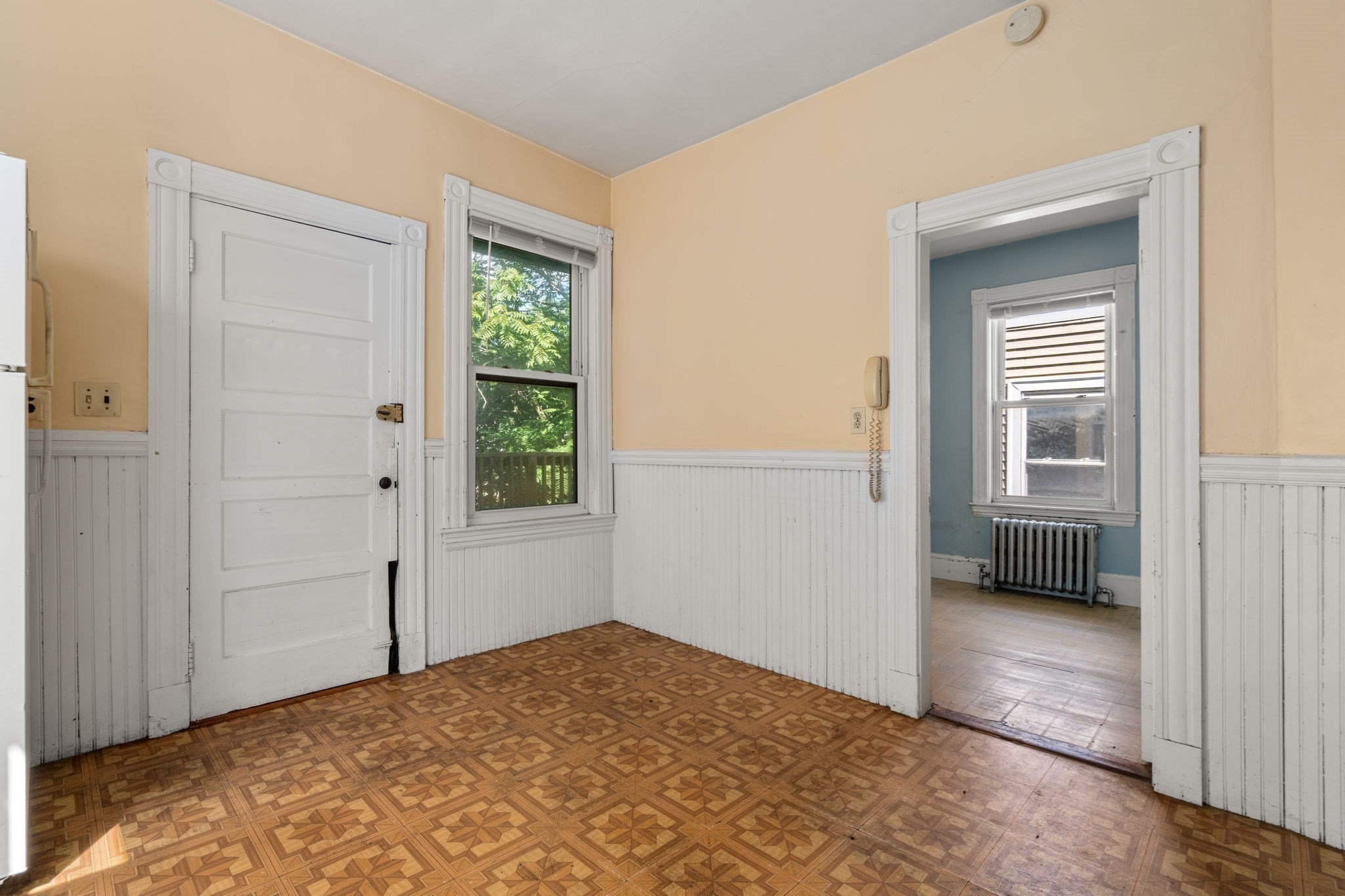 735 Parker Street Property Photo 6