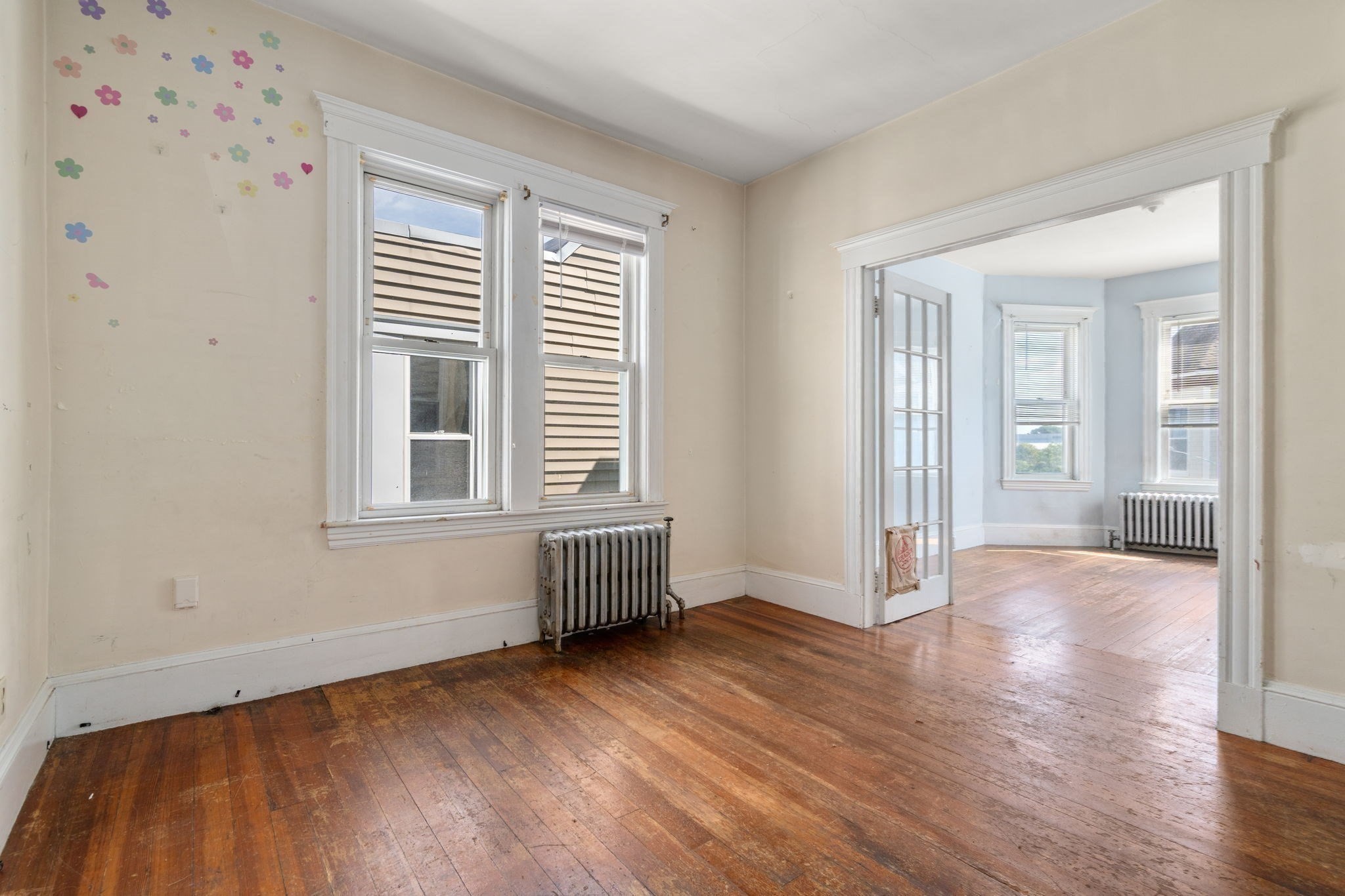 735 Parker Street Property Photo 14