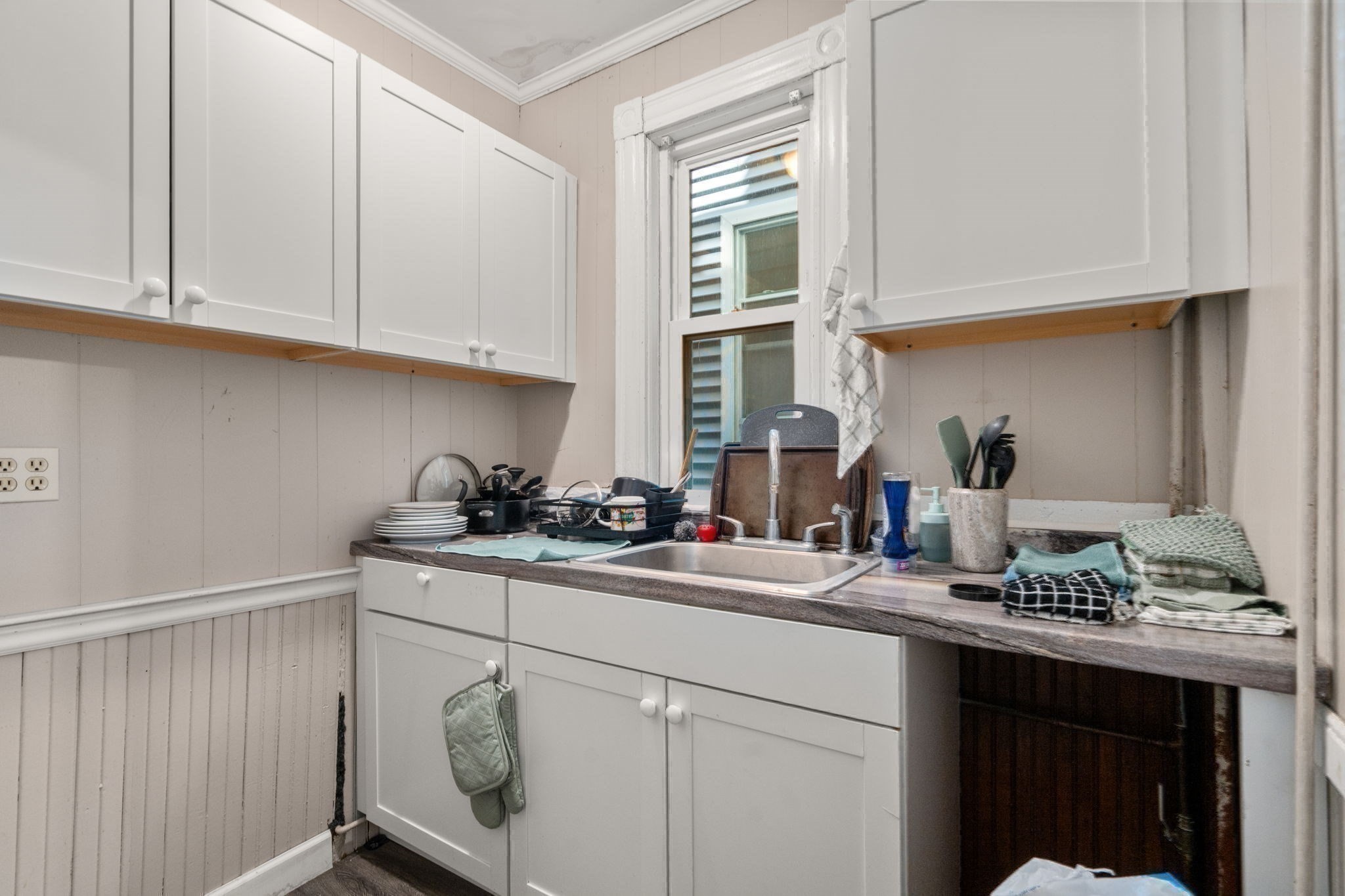 735 Parker Street Property Photo 23