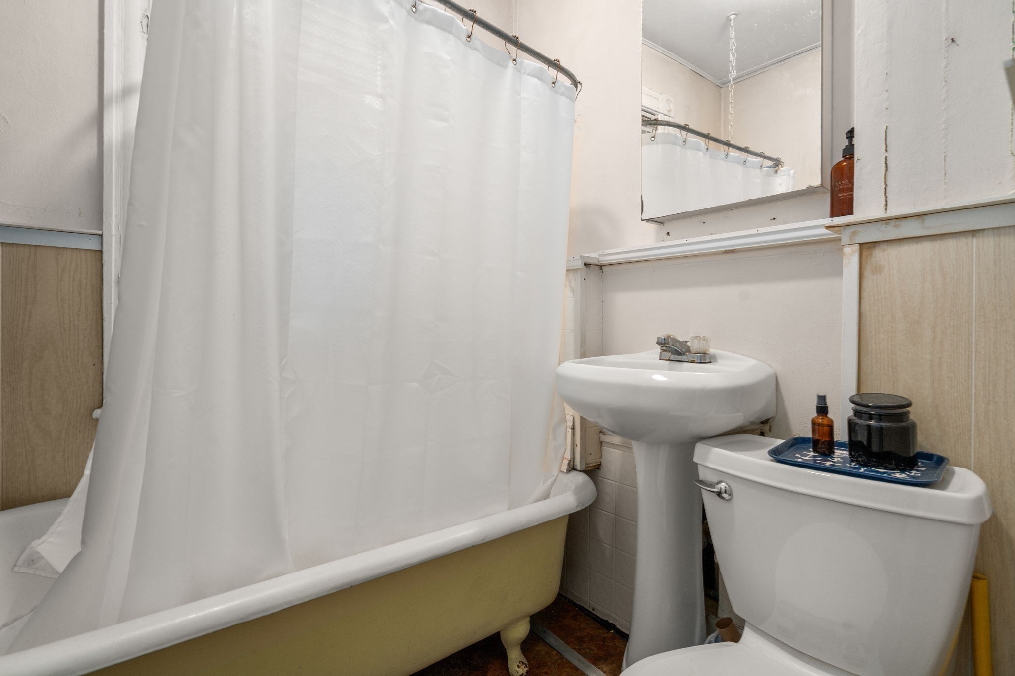 735 Parker Street Property Photo 34