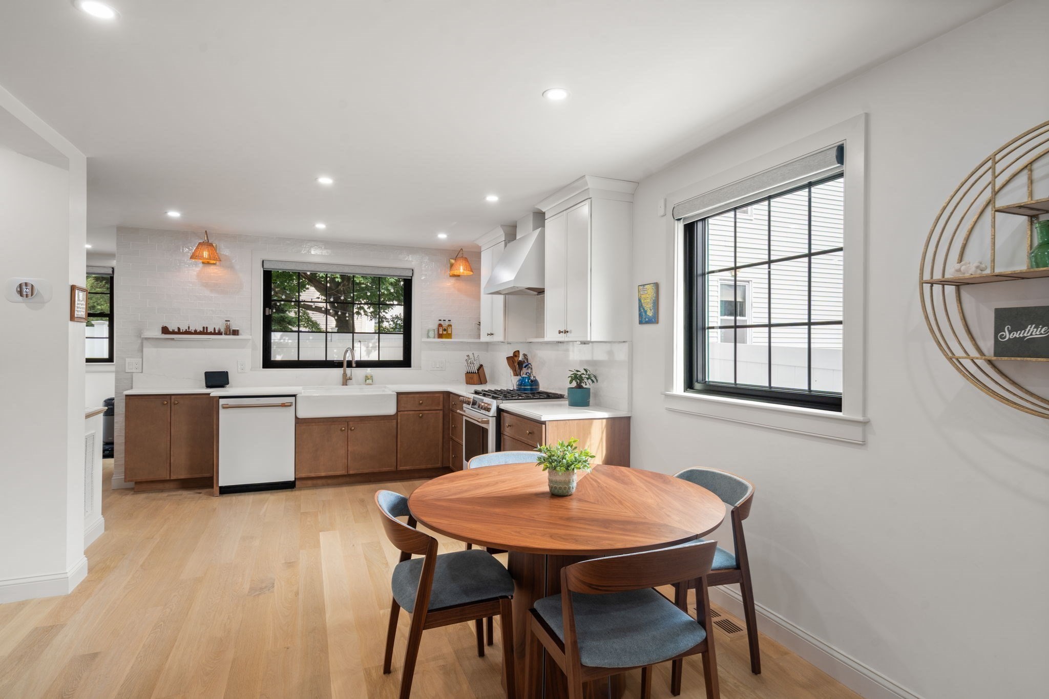 2 Leeds Street Property Photo 7