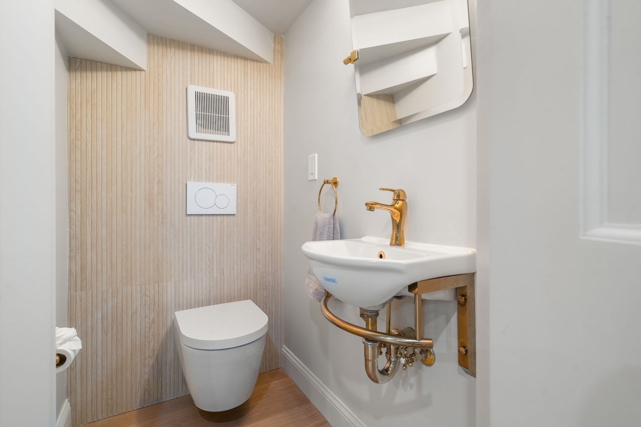 2 Leeds Street Property Photo 15