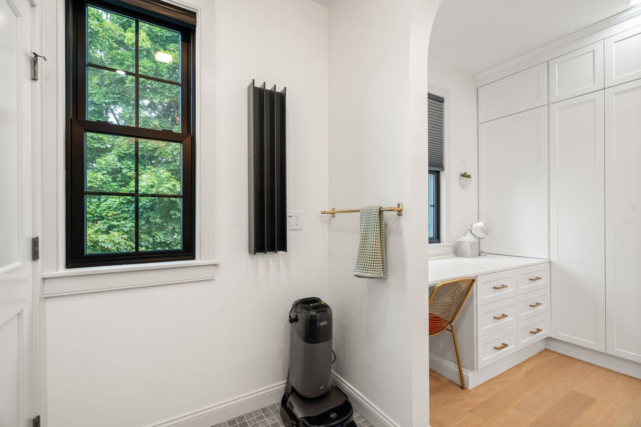 2 Leeds Street Property Photo 22