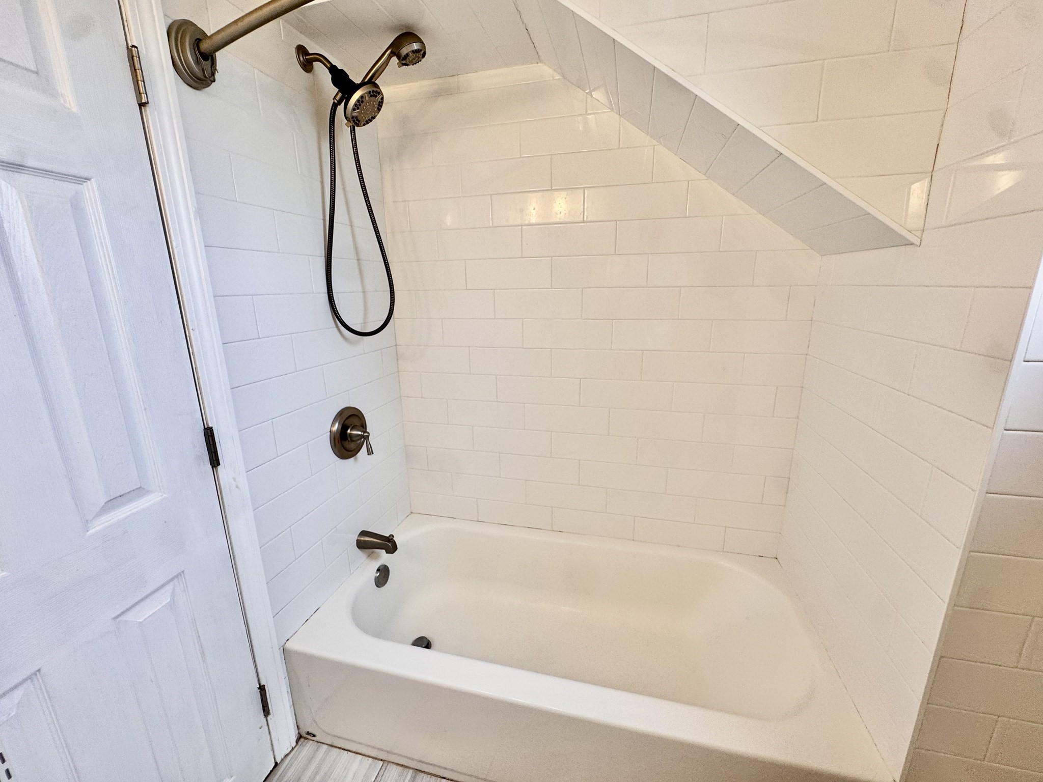 87 Burget Ave # 2 Property Photo 14