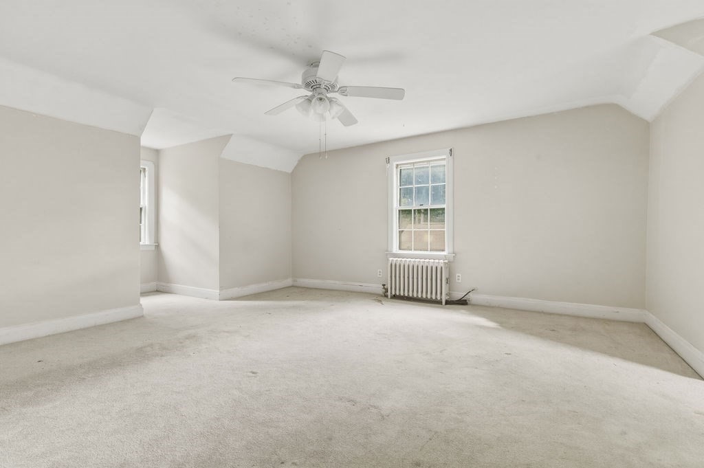 1248 Pleasant St Property Photo 20