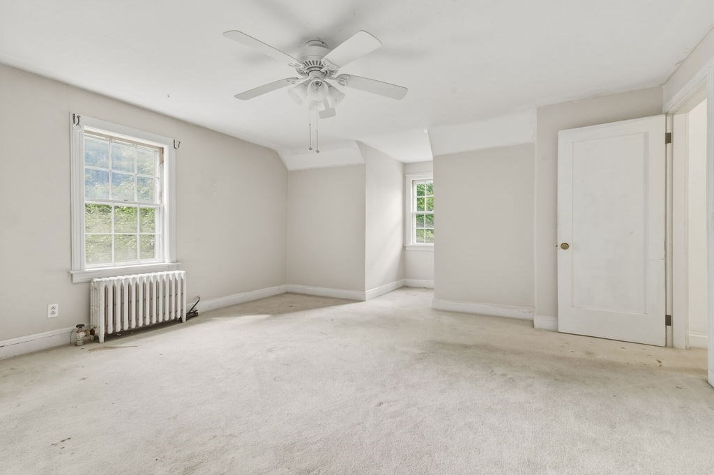 1248 Pleasant St Property Photo 21