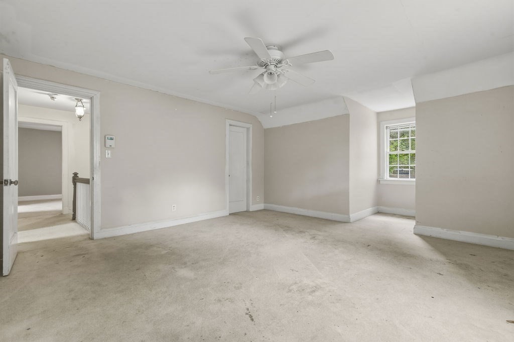 1248 Pleasant St Property Photo 24