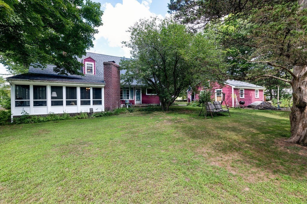 1248 Pleasant St Property Photo 38