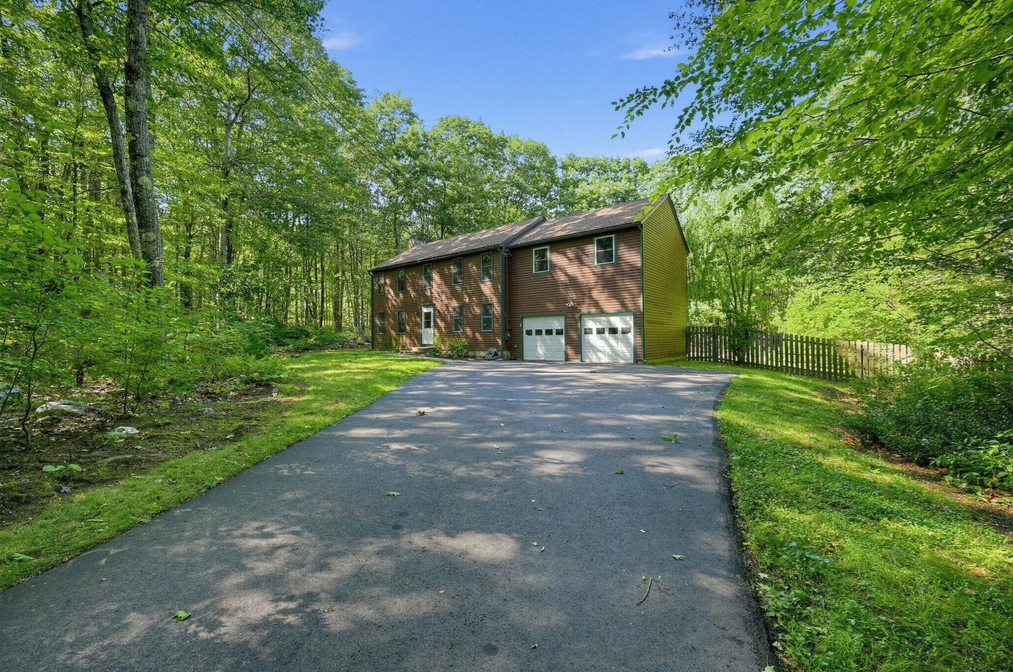 6 Woodview Dr Property Photo 3