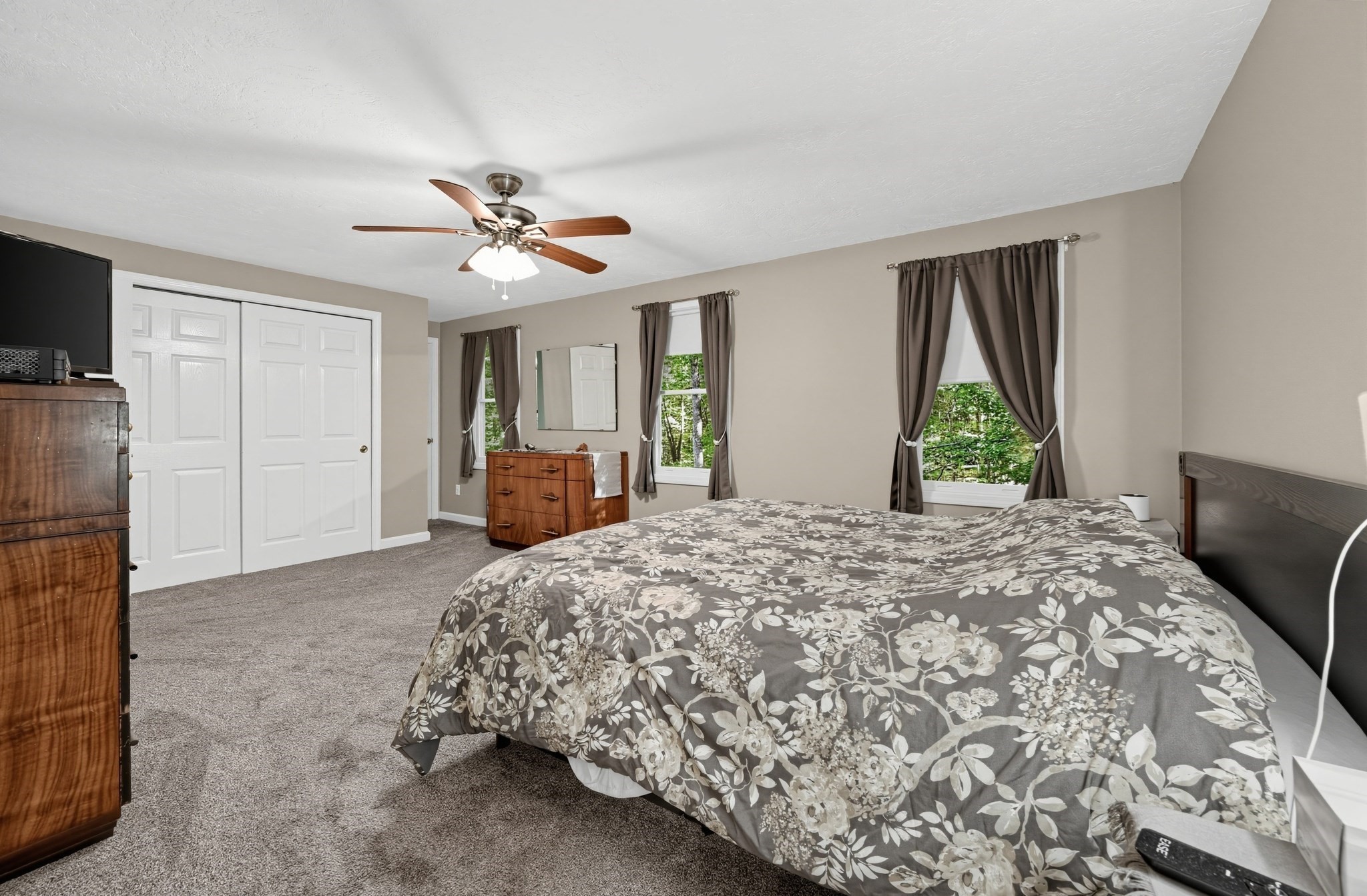 6 Woodview Dr Property Photo 14
