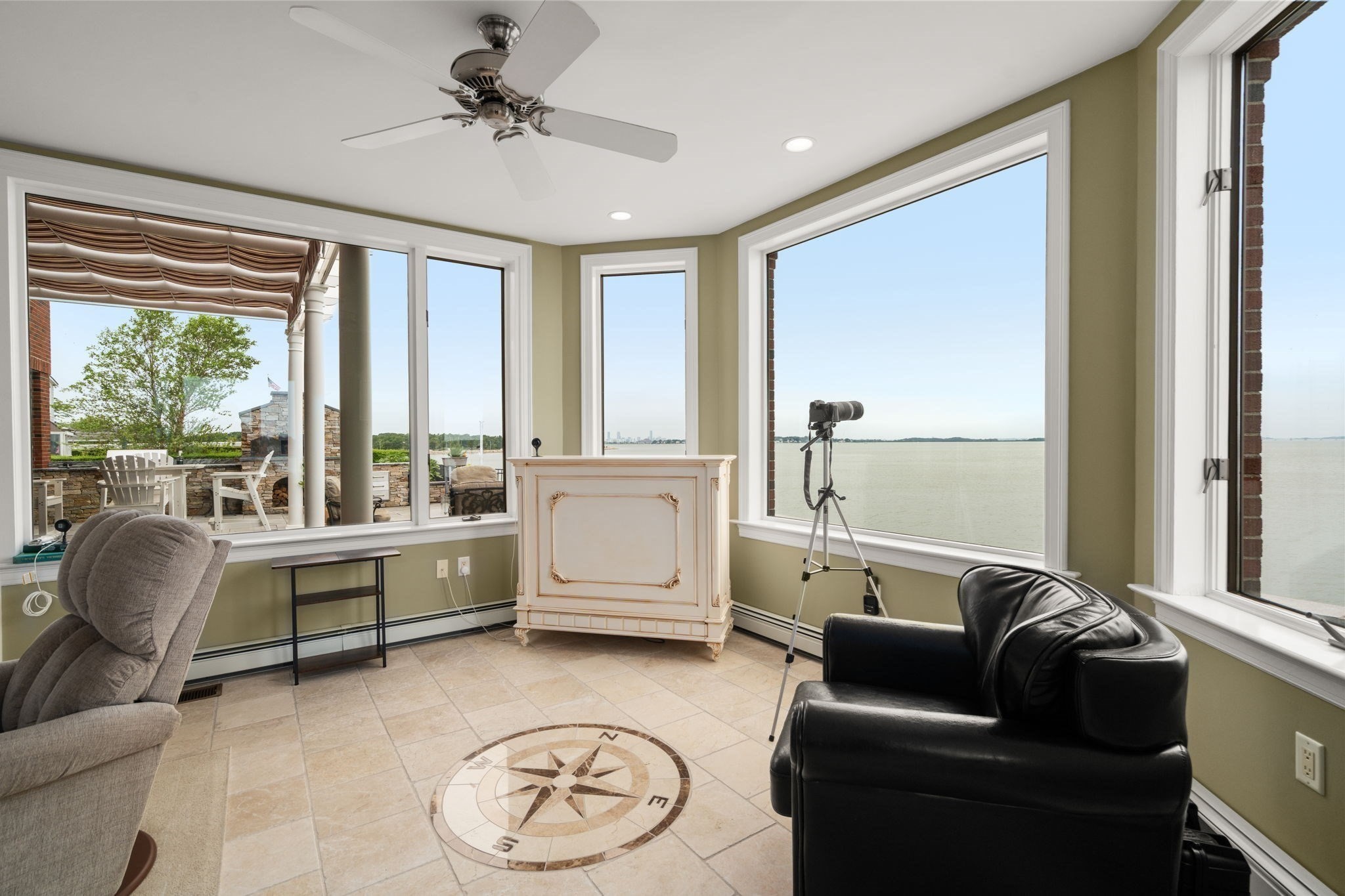 128 Shore Ave Property Photo 18