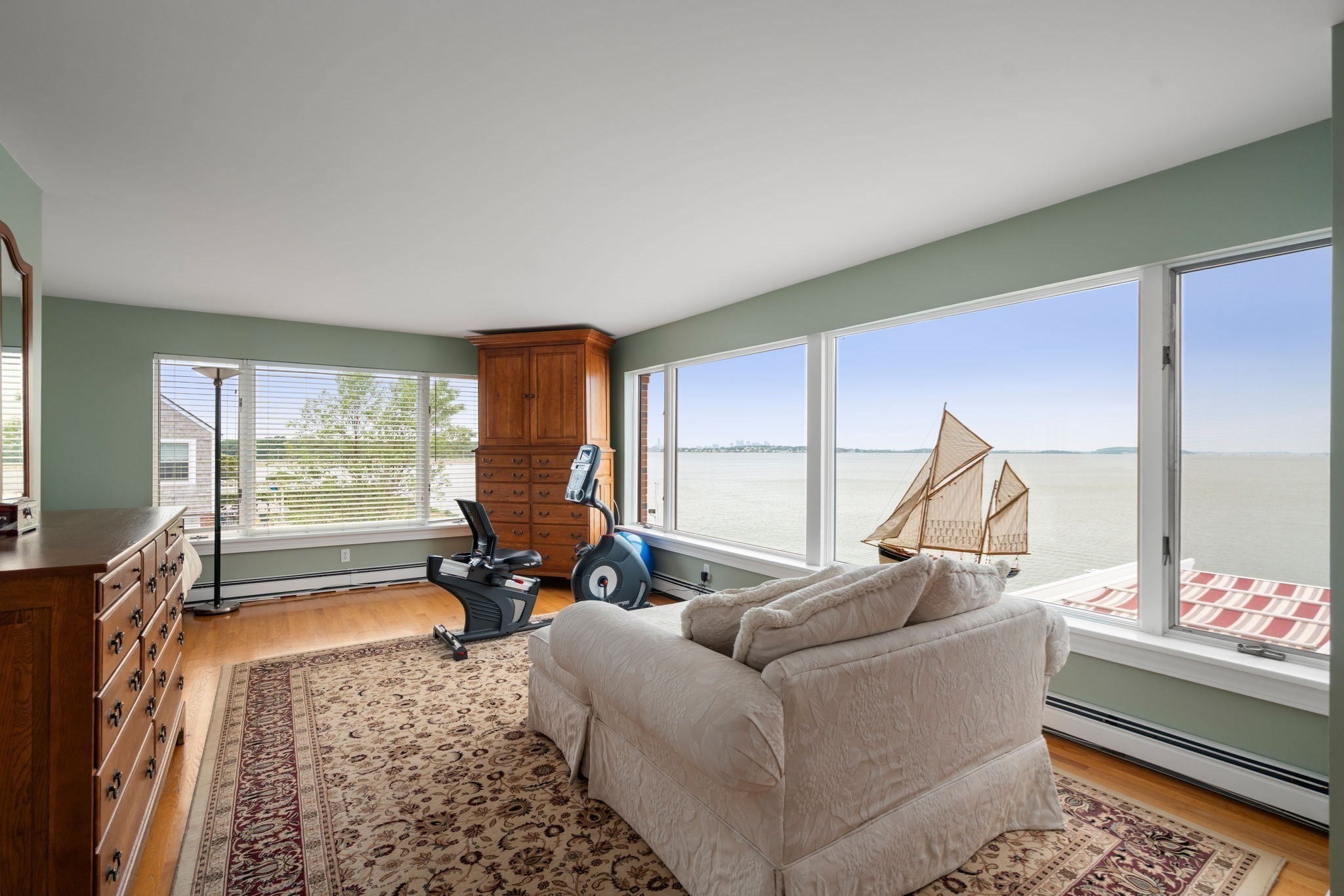 128 Shore Ave Property Photo 30