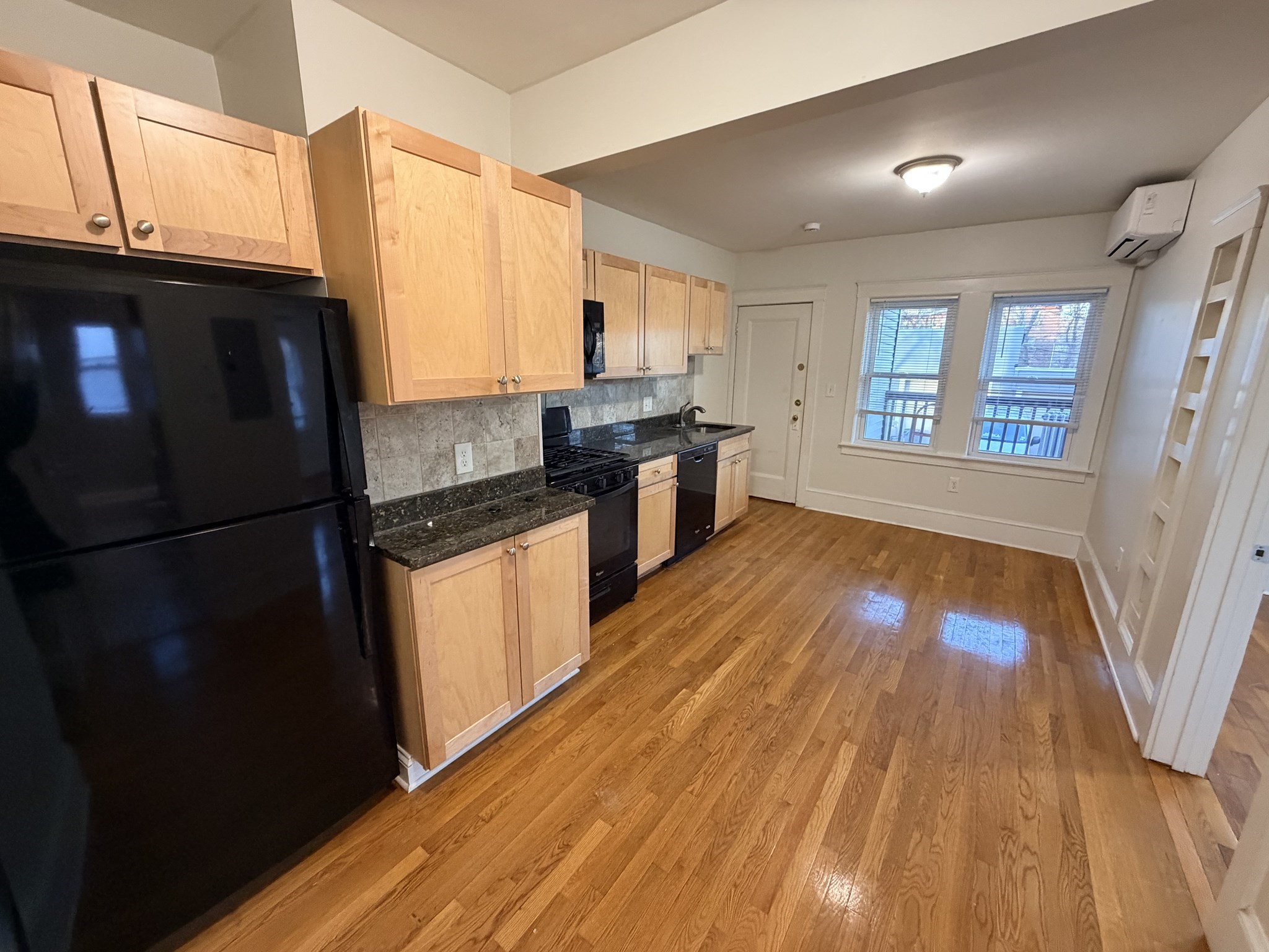 249 Hyde Park Ave # 1l Property Photo 5