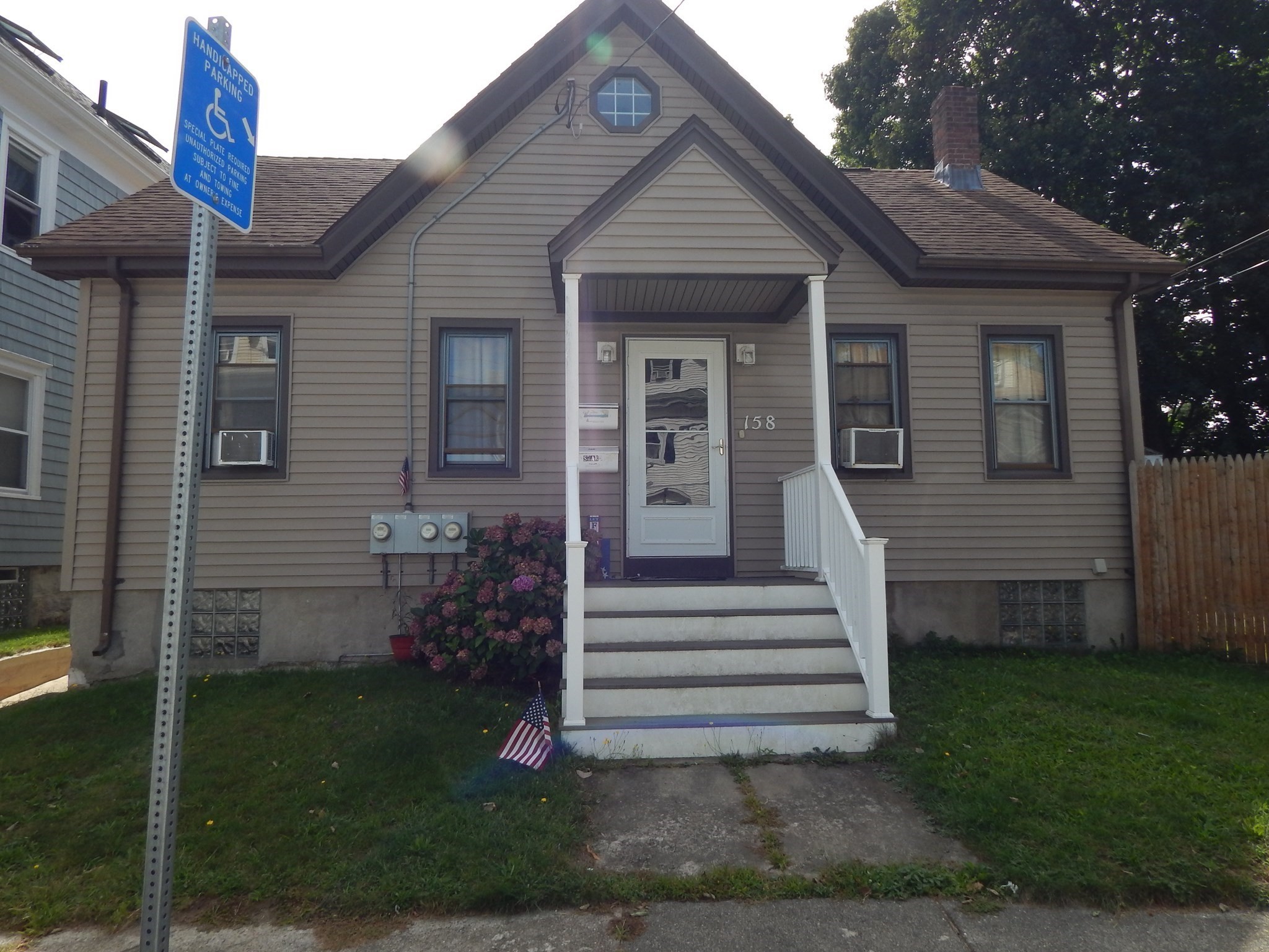 158 Adams St Property Photo 1