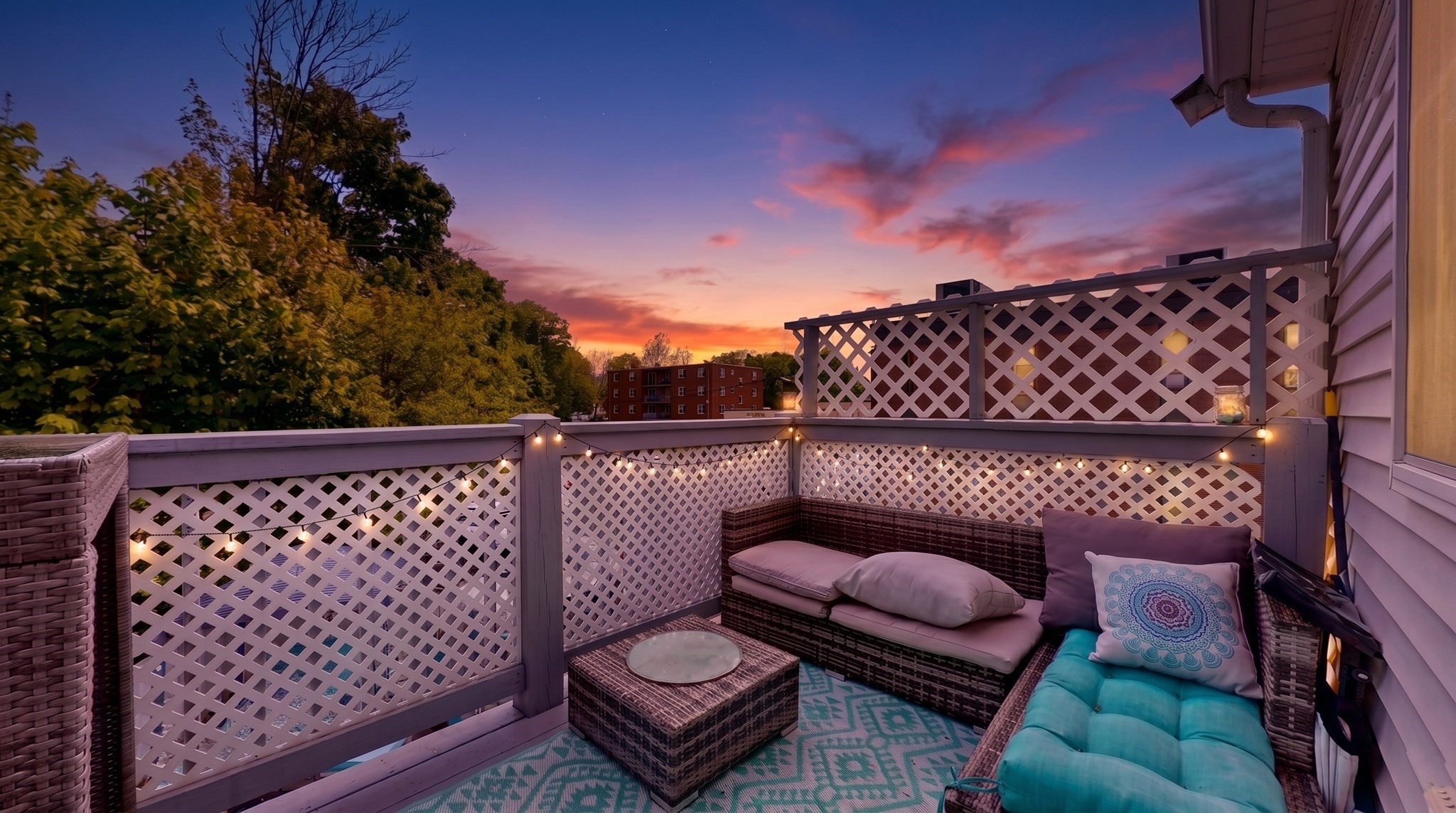 400 Main Property Photo 42