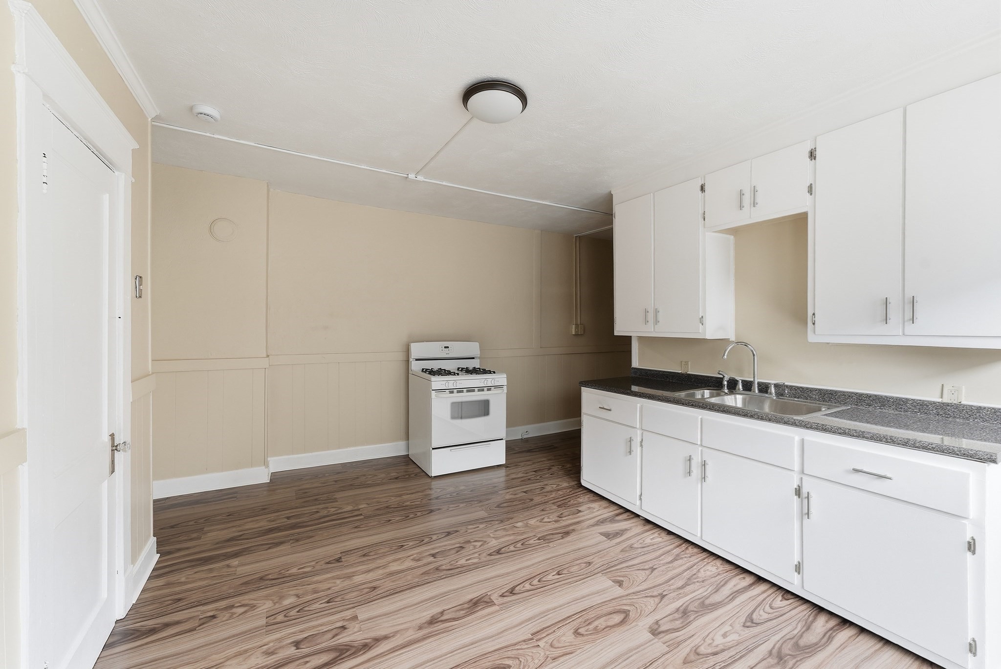 1200 Grattan # 3r Property Photo 7