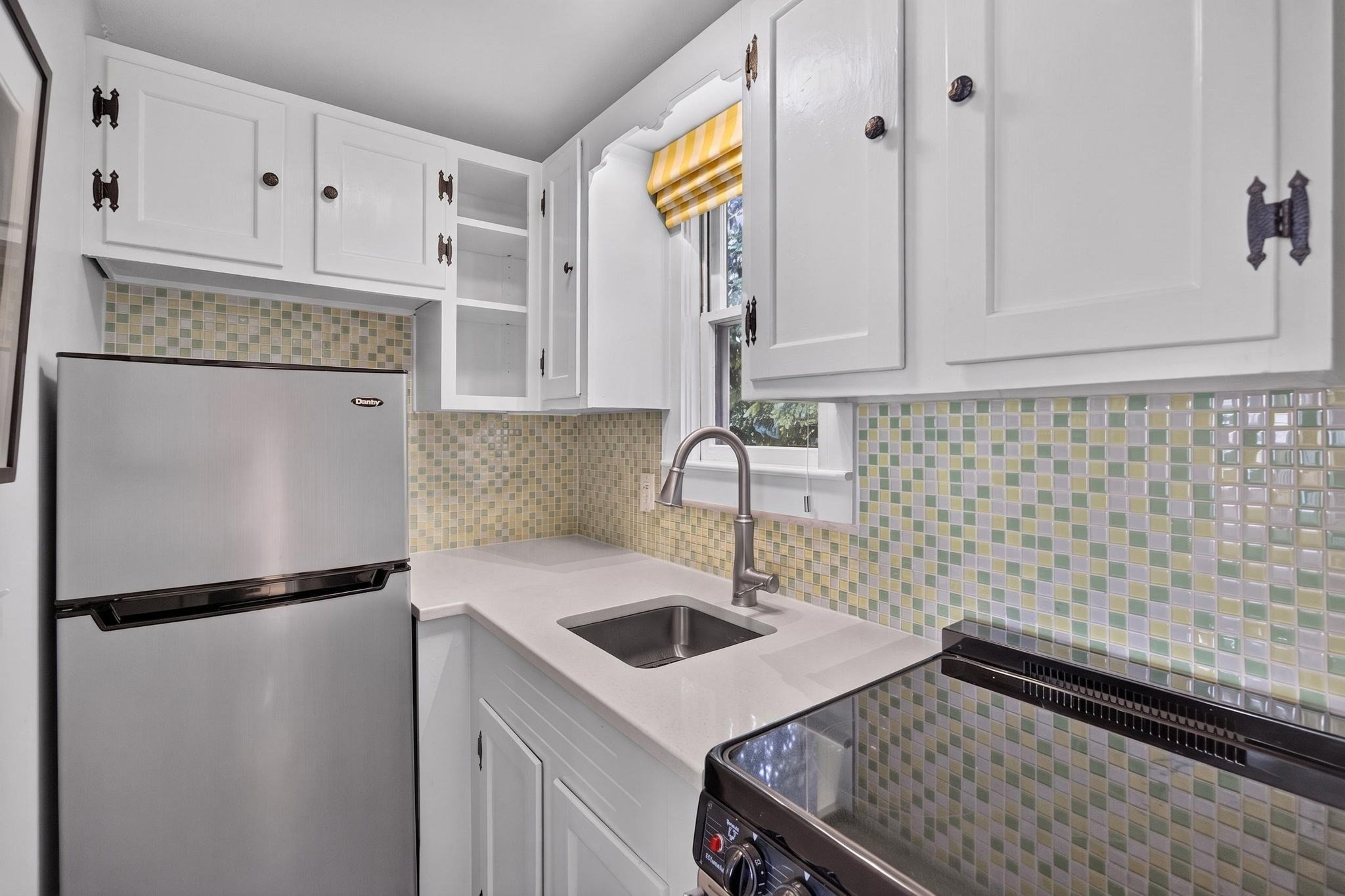 15 Cottage Street Unit 3 Property Photo 18