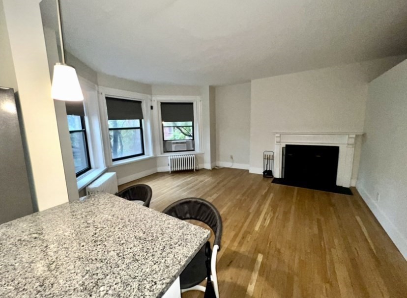 475 Beacon St Property Photo 7