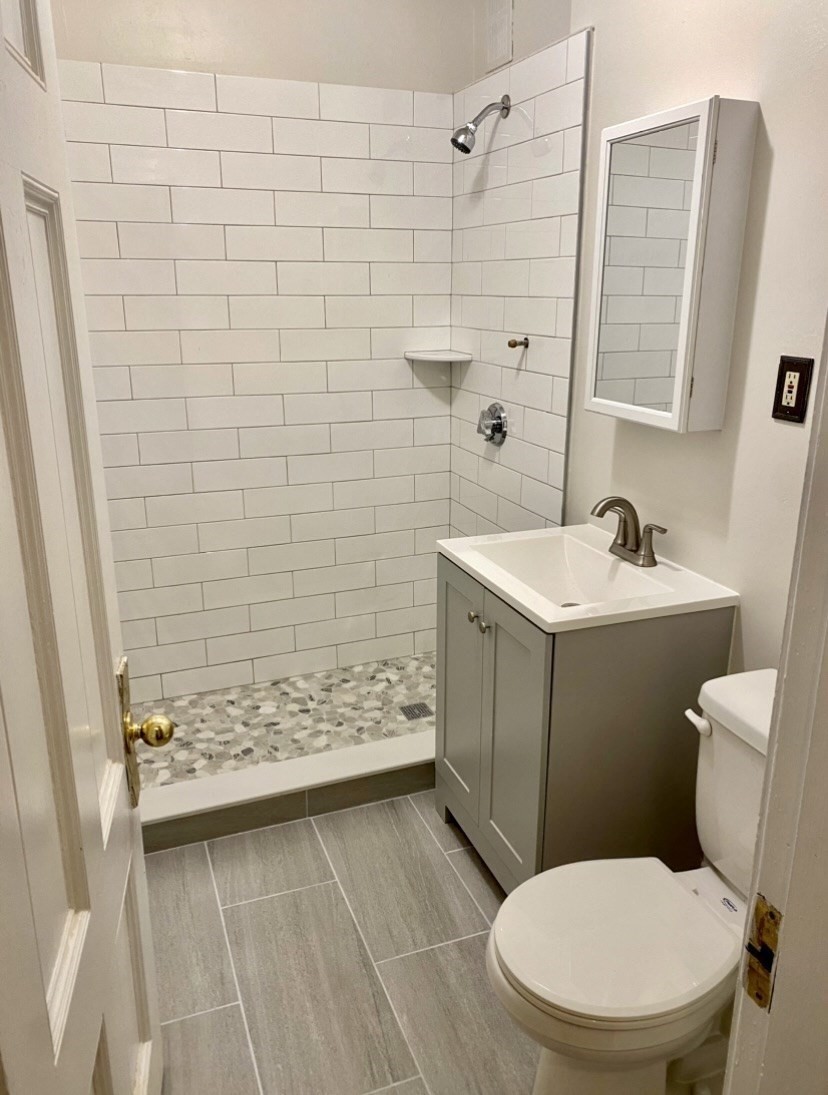 475 Beacon St Property Photo 9