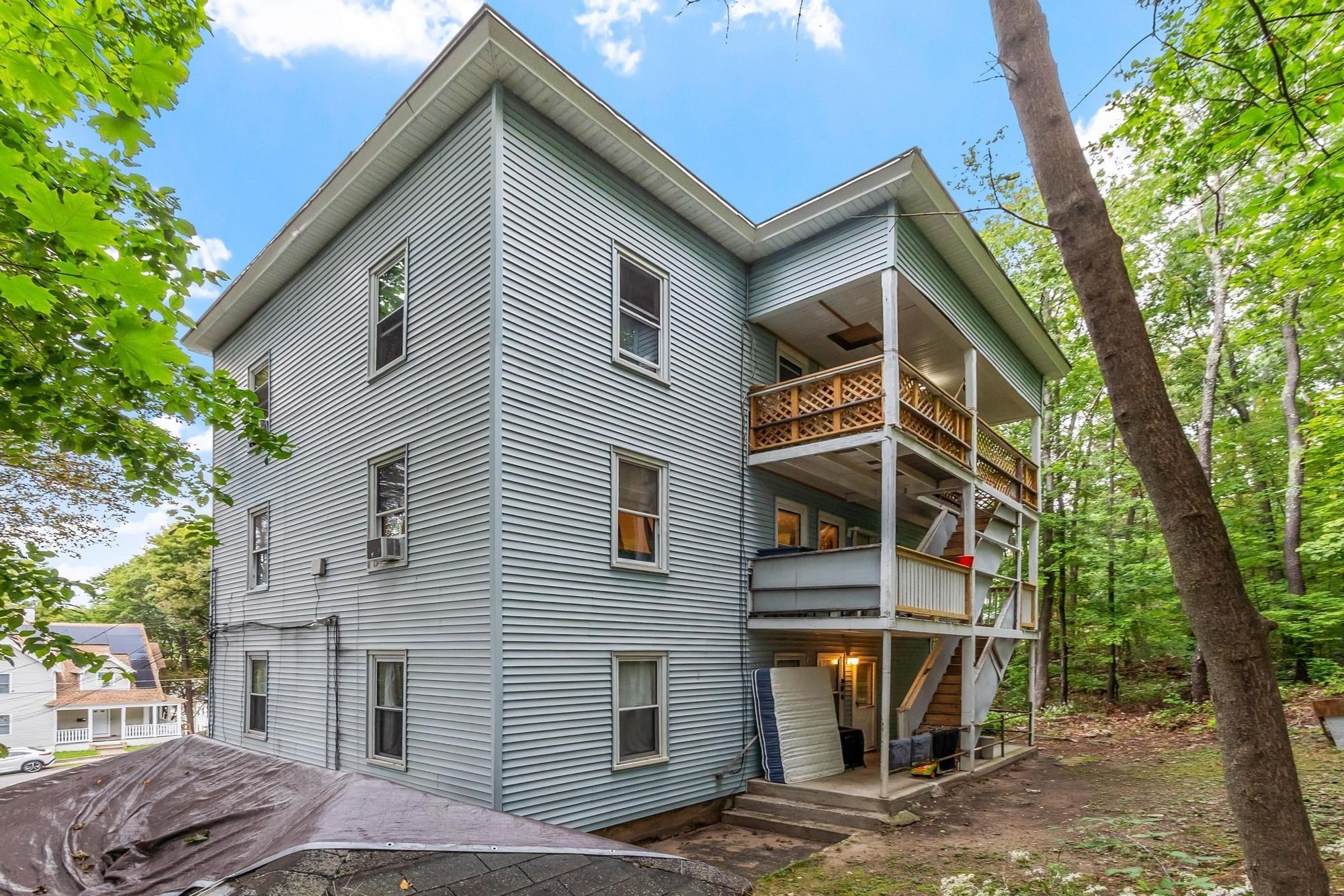 11 Nutting St Property Photo 8