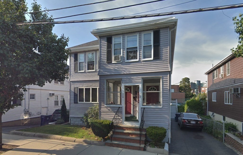 115 Clarence Street # 2 Property Photo 12
