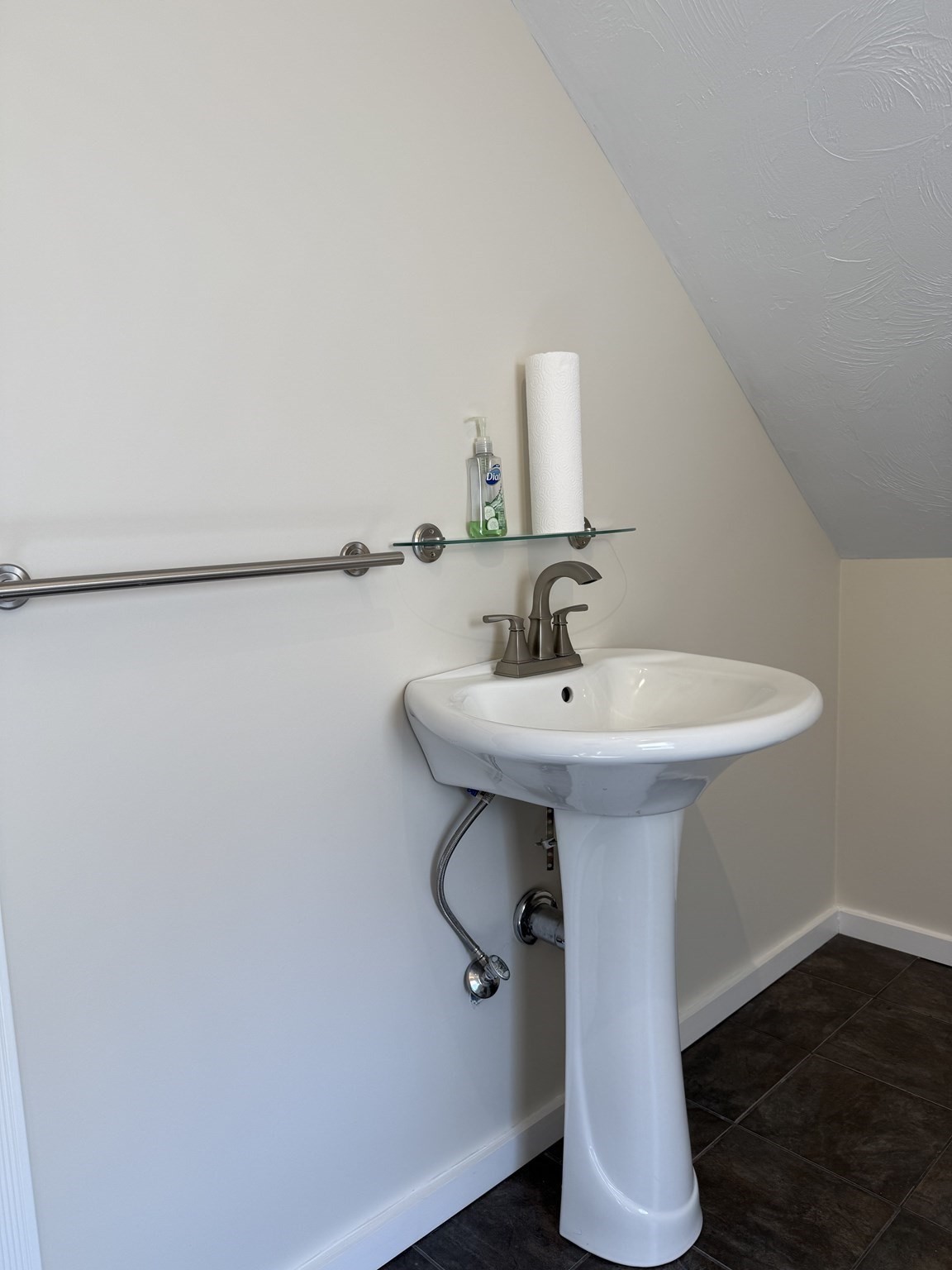 58 Bailey St Property Photo 17