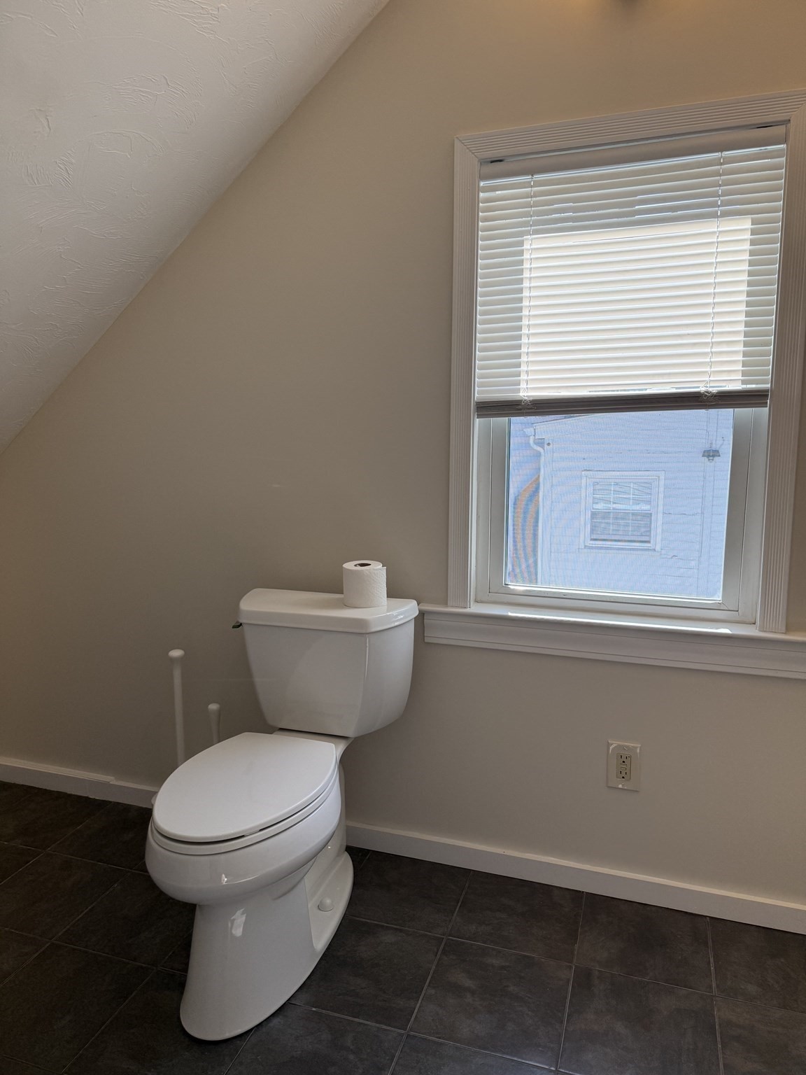 58 Bailey St Property Photo 18