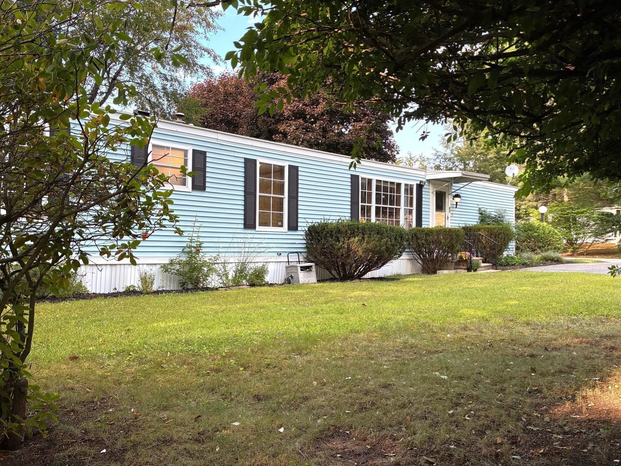 8a Lisa Cir. Property Photo 2