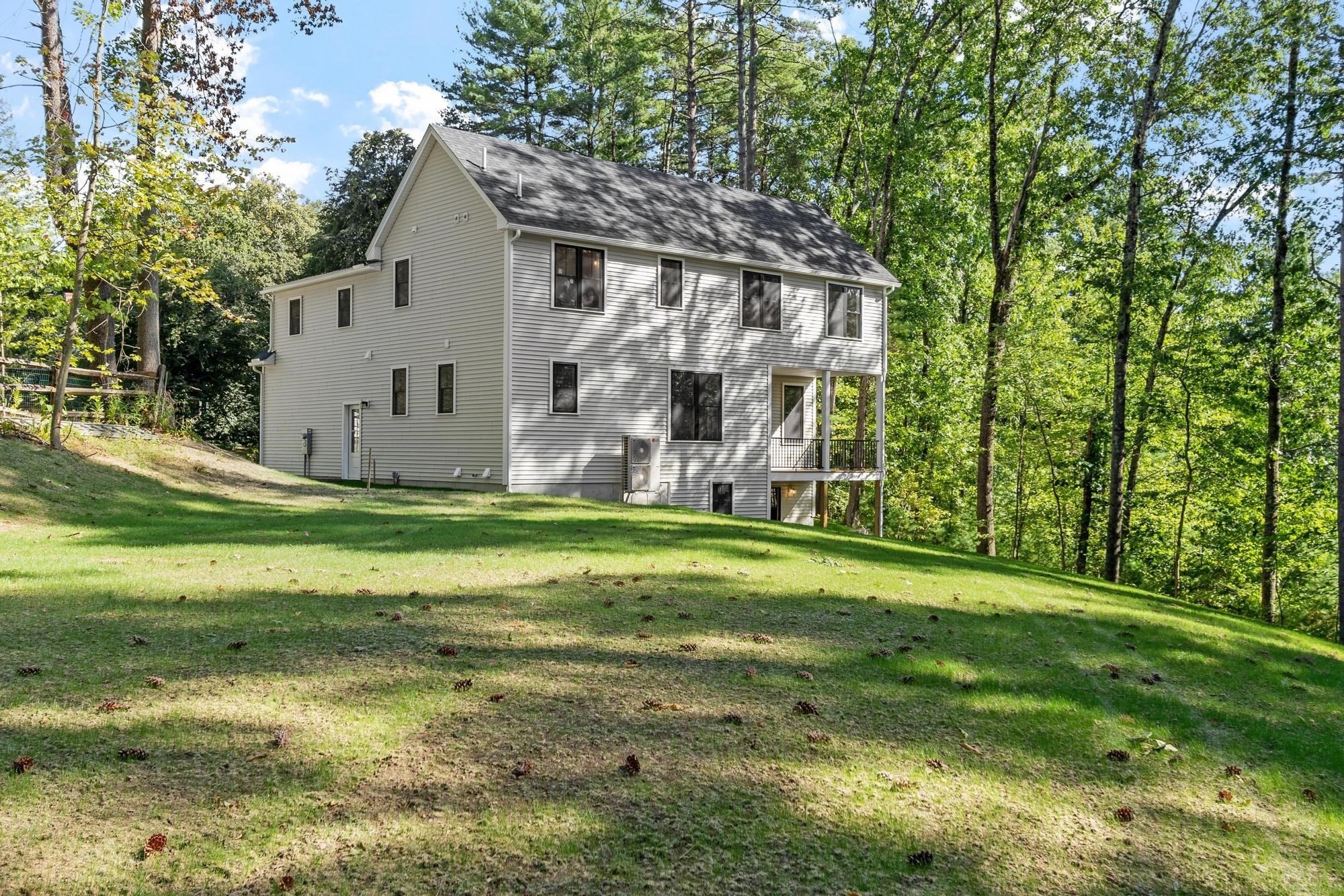 96 King St Property Photo 3