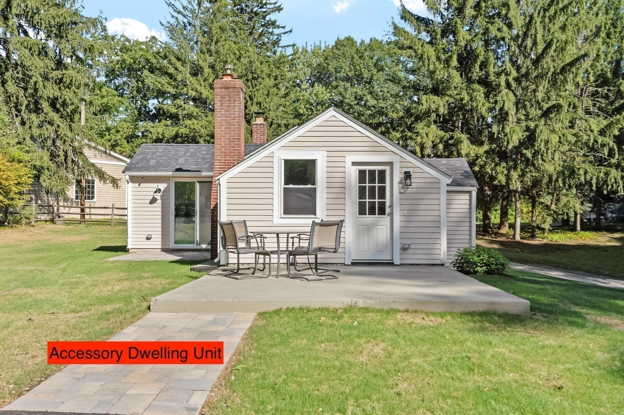 96 King St Property Photo 24