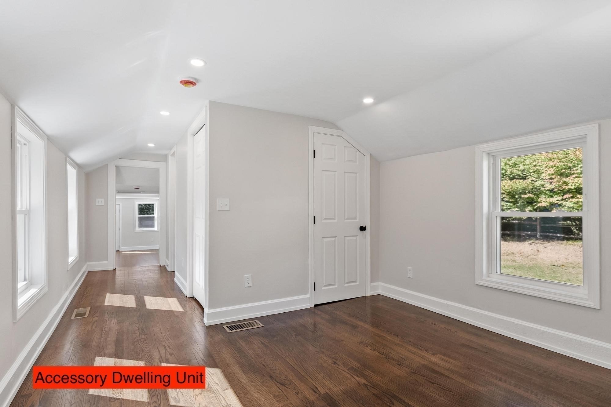 96 King St Property Photo 32