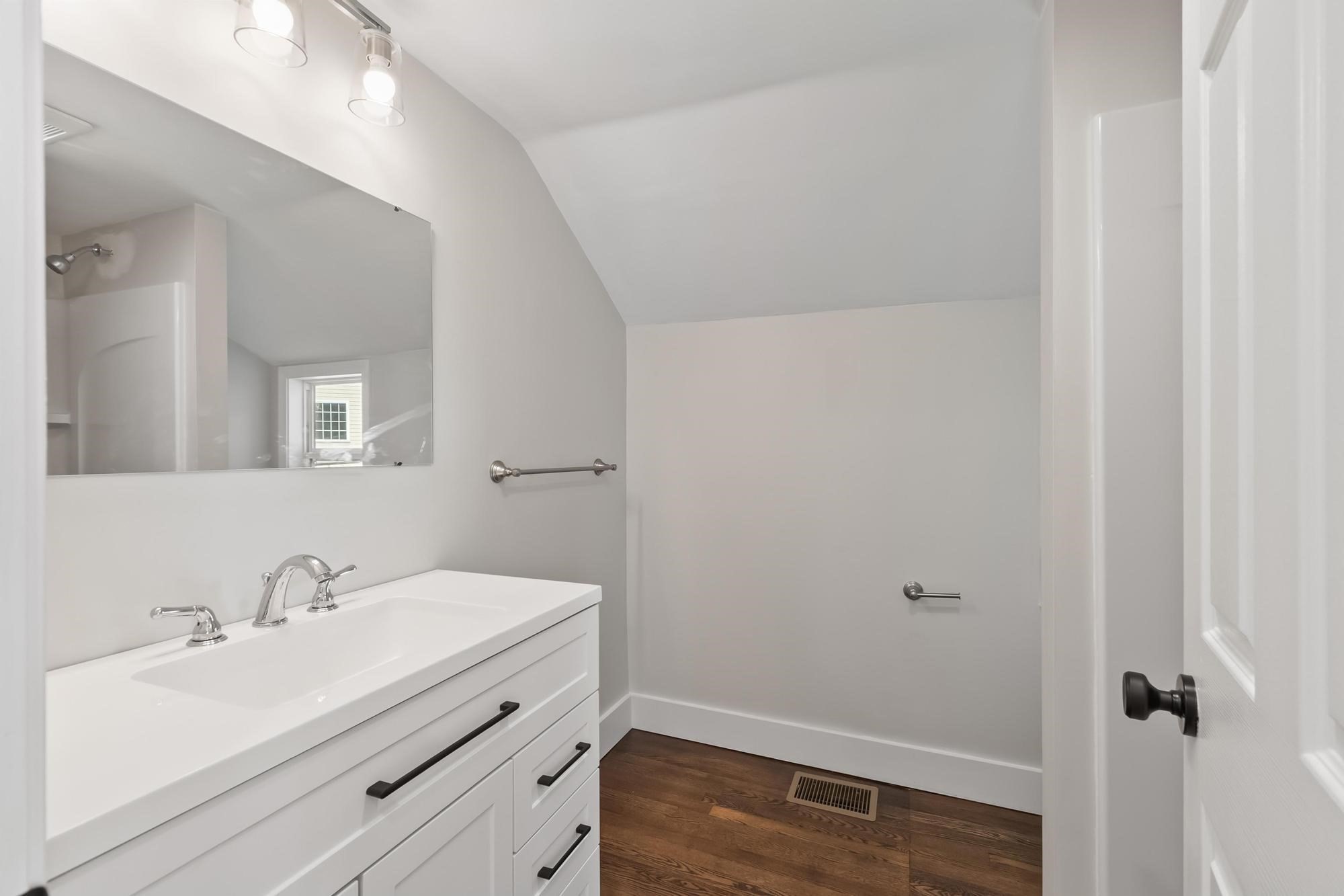 96 King St Property Photo 34