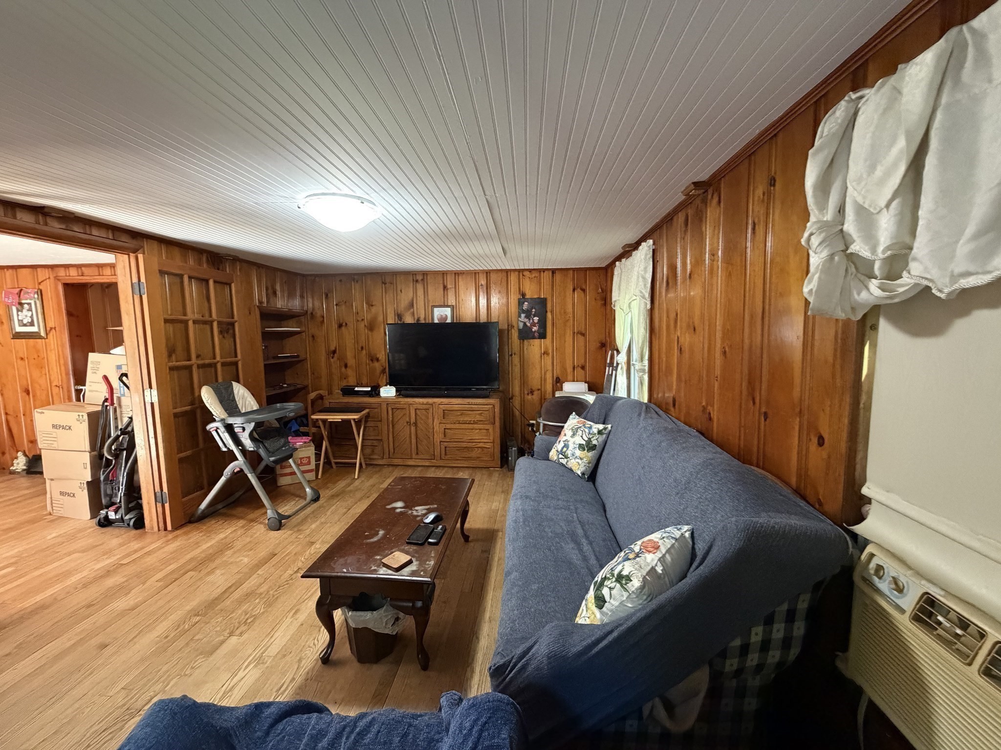 15 Warsaw Avenue Property Photo 12