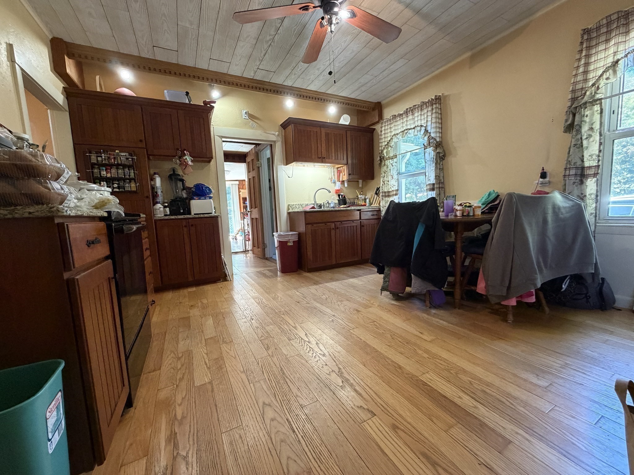 15 Warsaw Avenue Property Photo 22