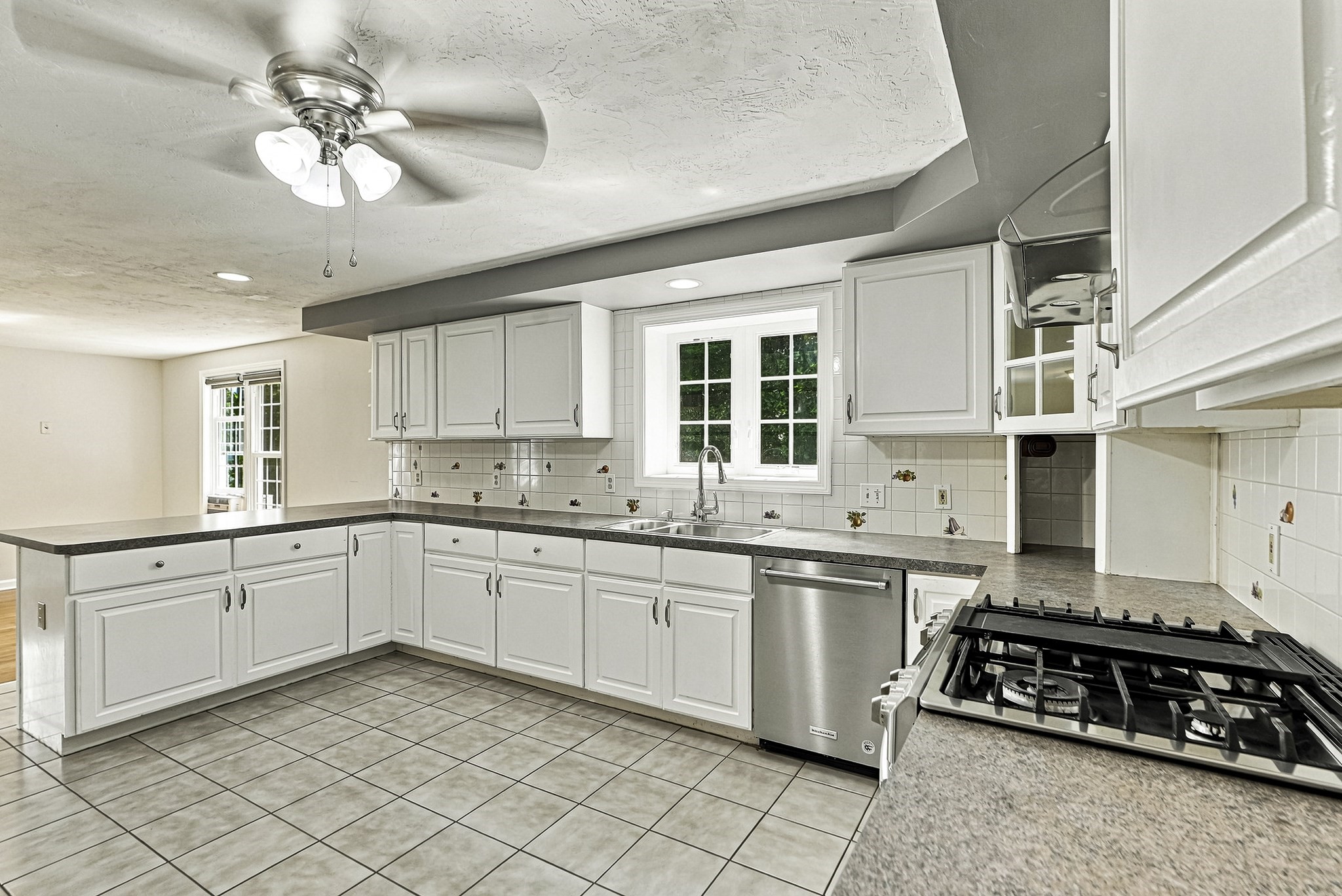 22 Stoney Hill Rd Property Photo 4