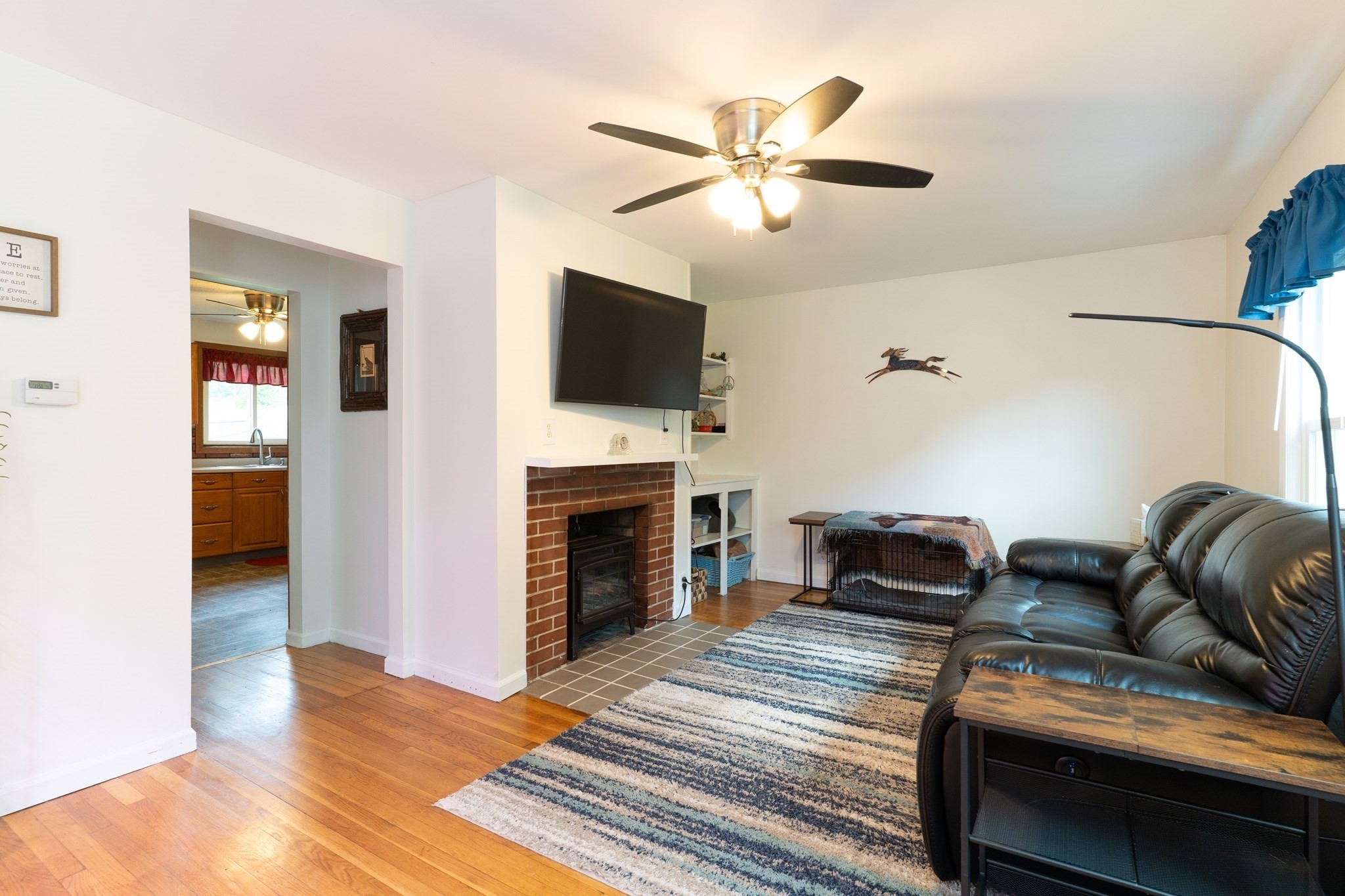 15 Maple Ter Property Photo 7