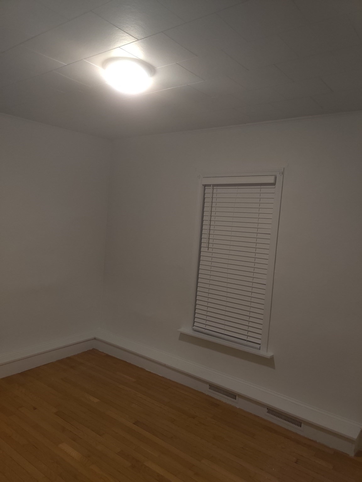 53 7th St # 1 Property Photo 11