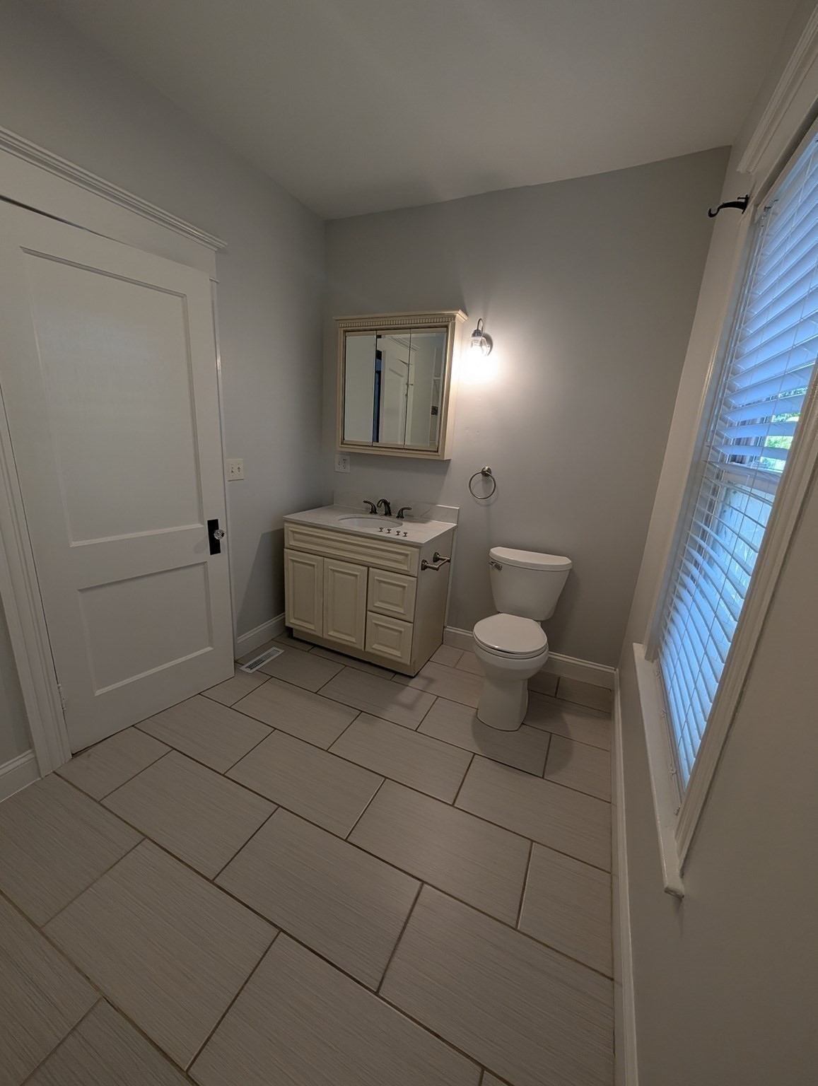 8 Howard Ave # 1 Property Photo 13