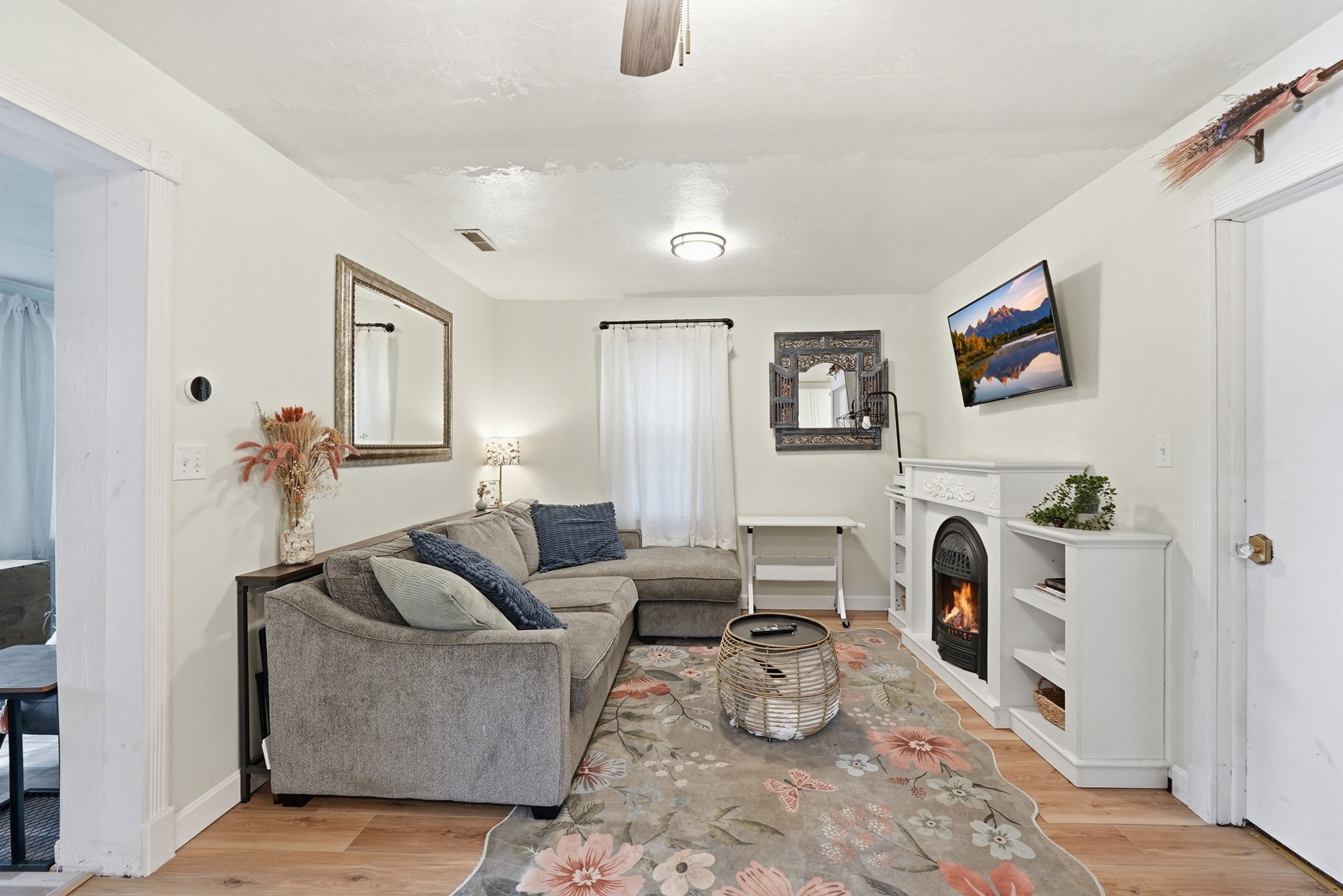 24 Briarcliff Lane Property Photo 10