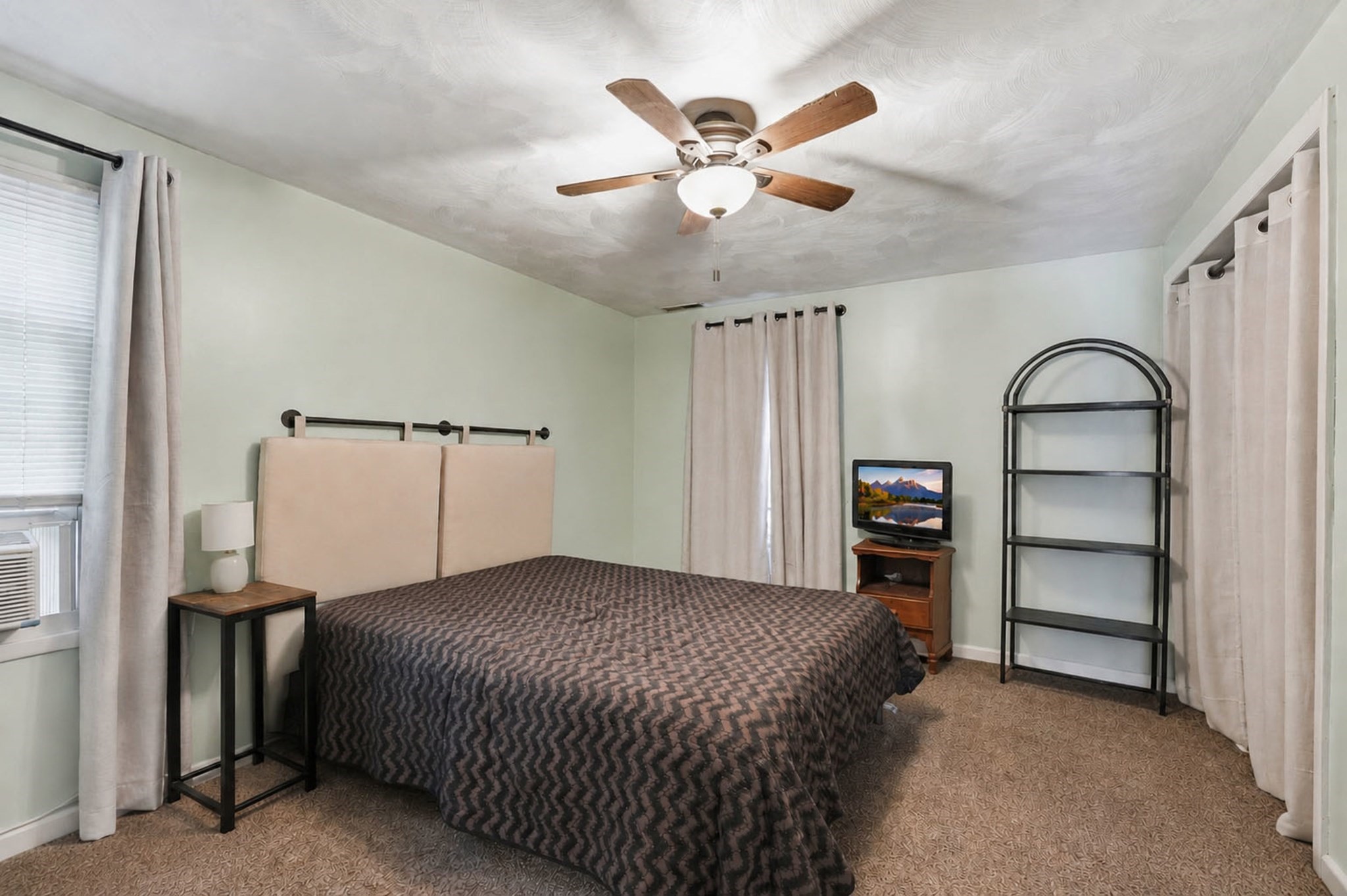 24 Briarcliff Lane Property Photo 15