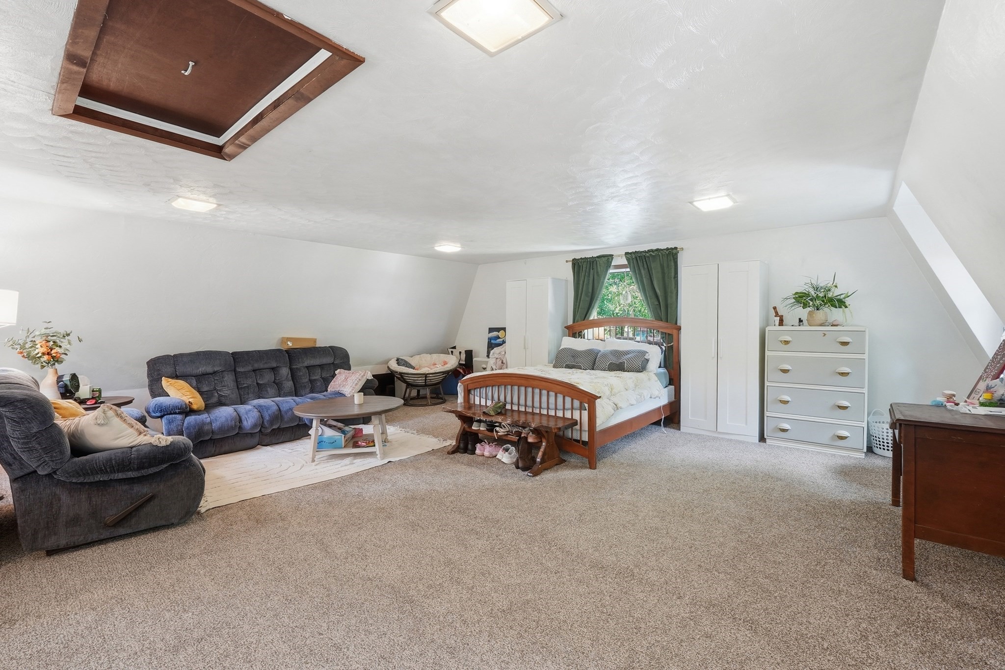 24 Briarcliff Lane Property Photo 21