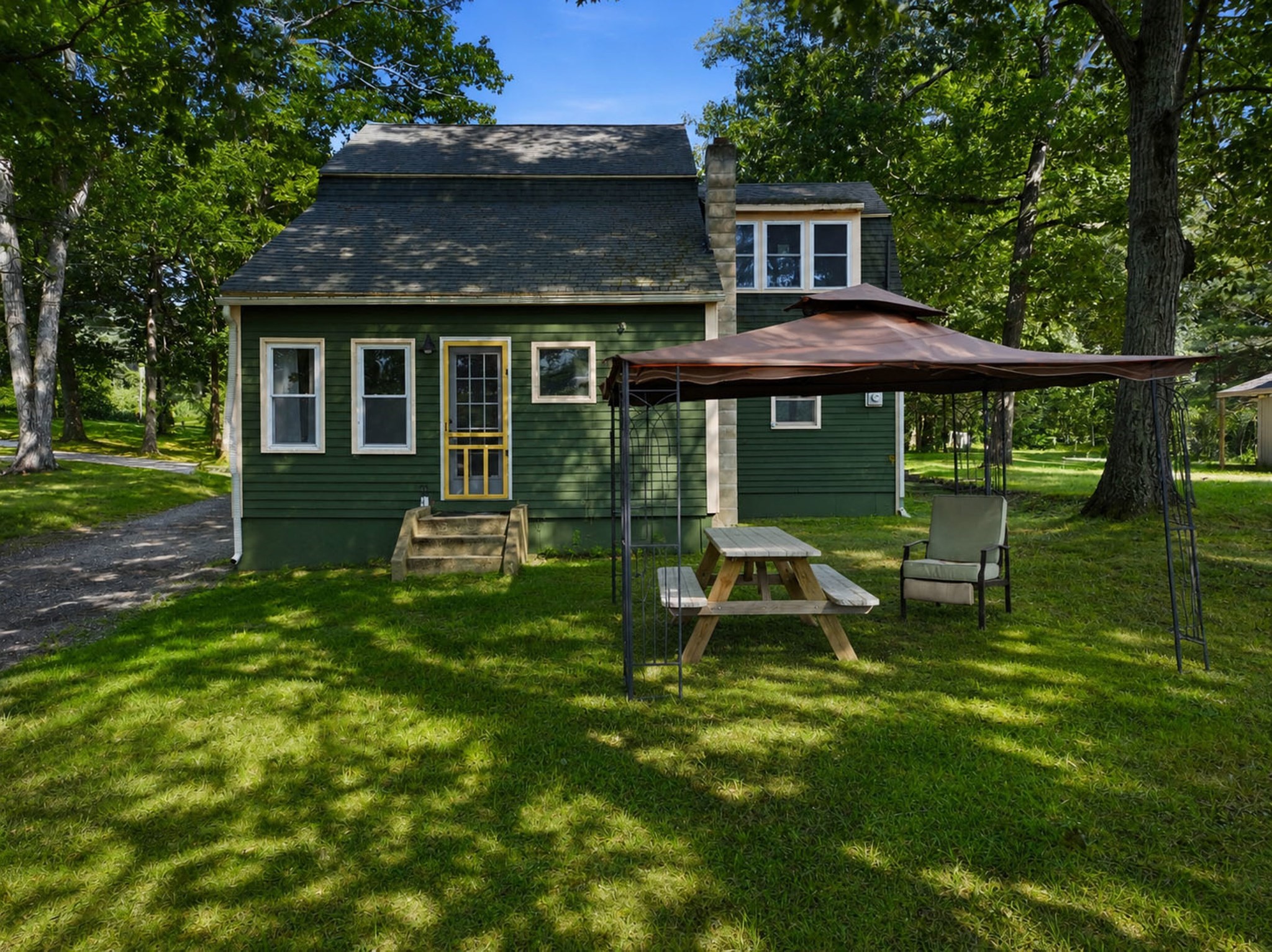 24 Briarcliff Lane Property Photo 36